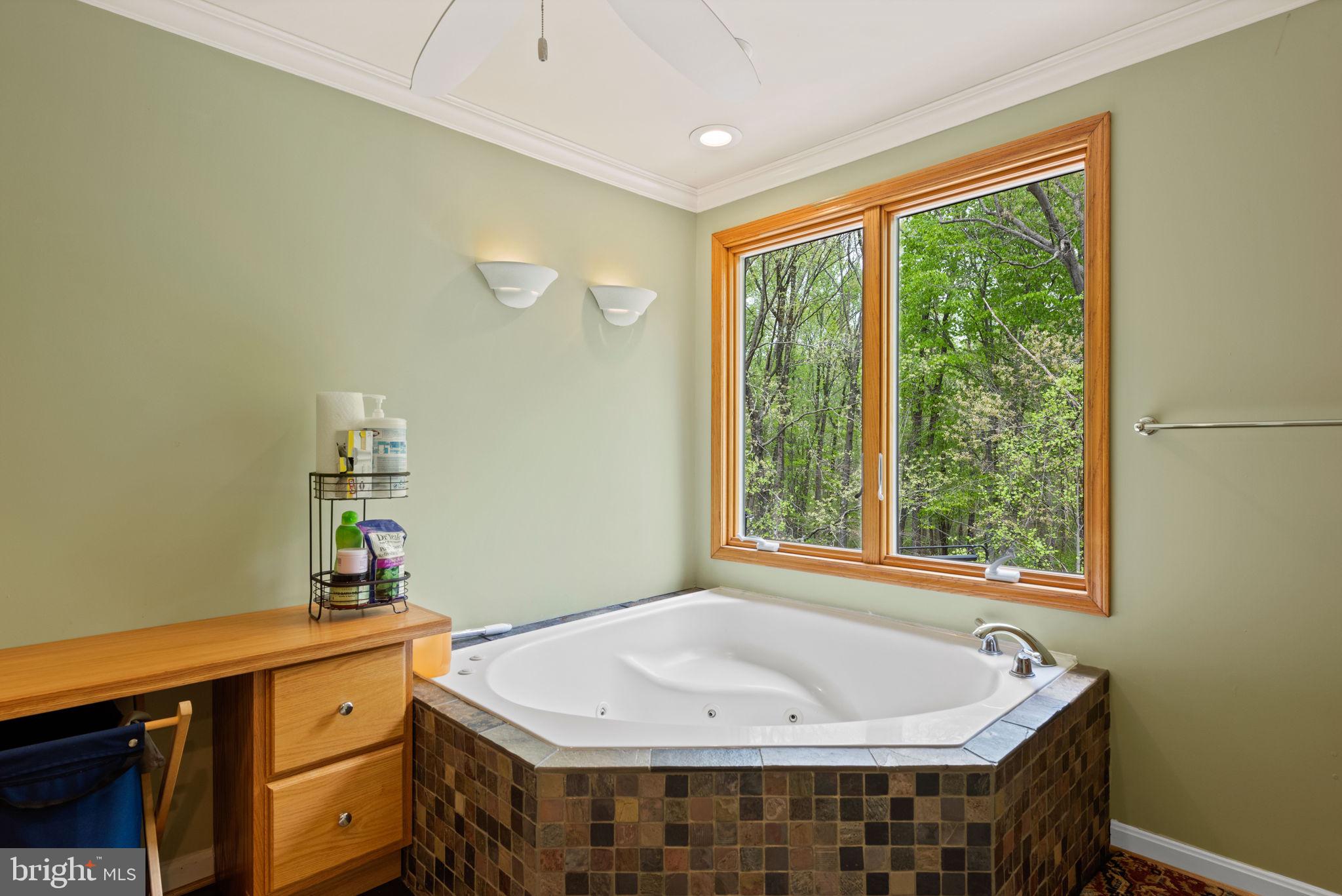 NEWINGTON FOREST - Residential