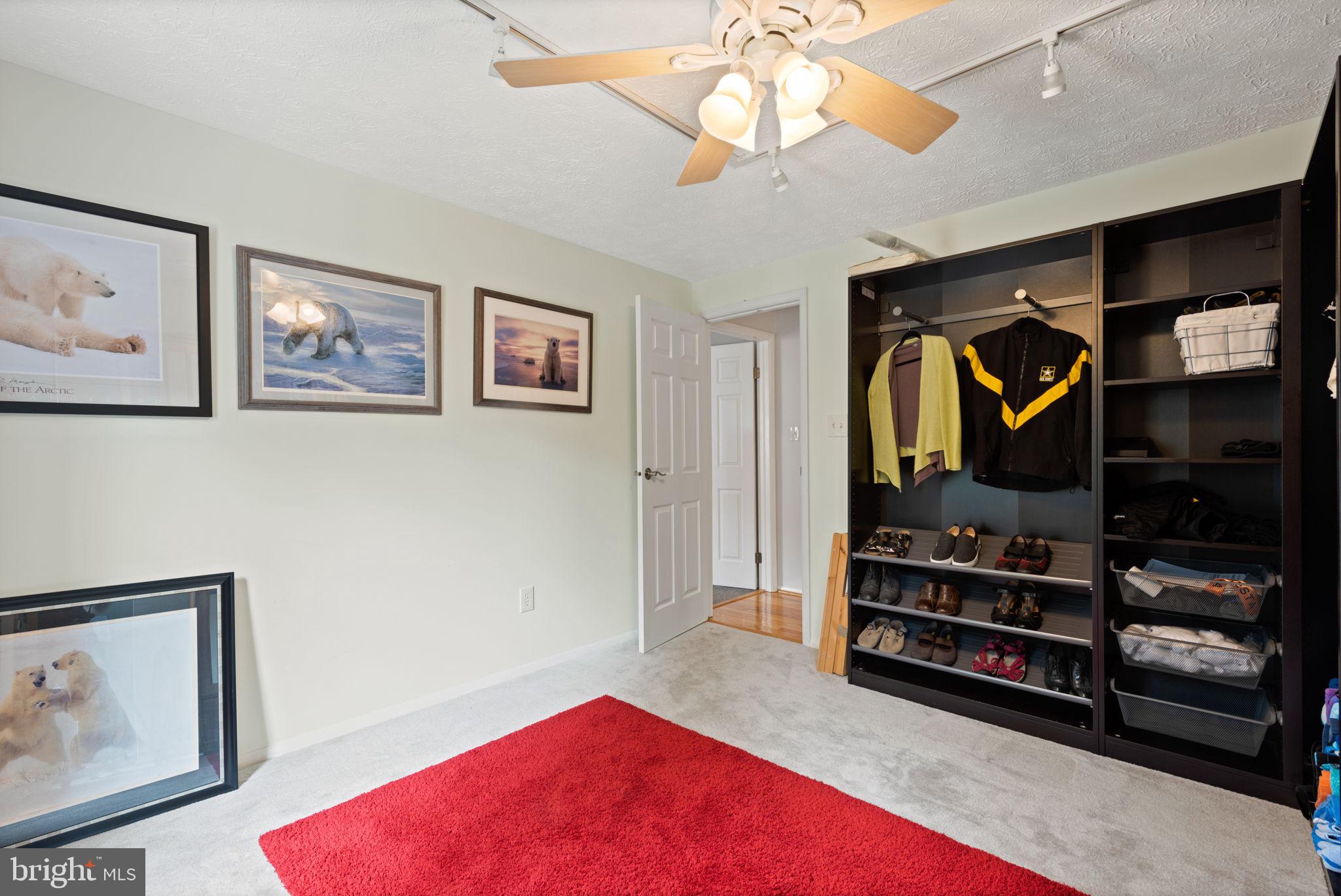 NEWINGTON FOREST - Residential