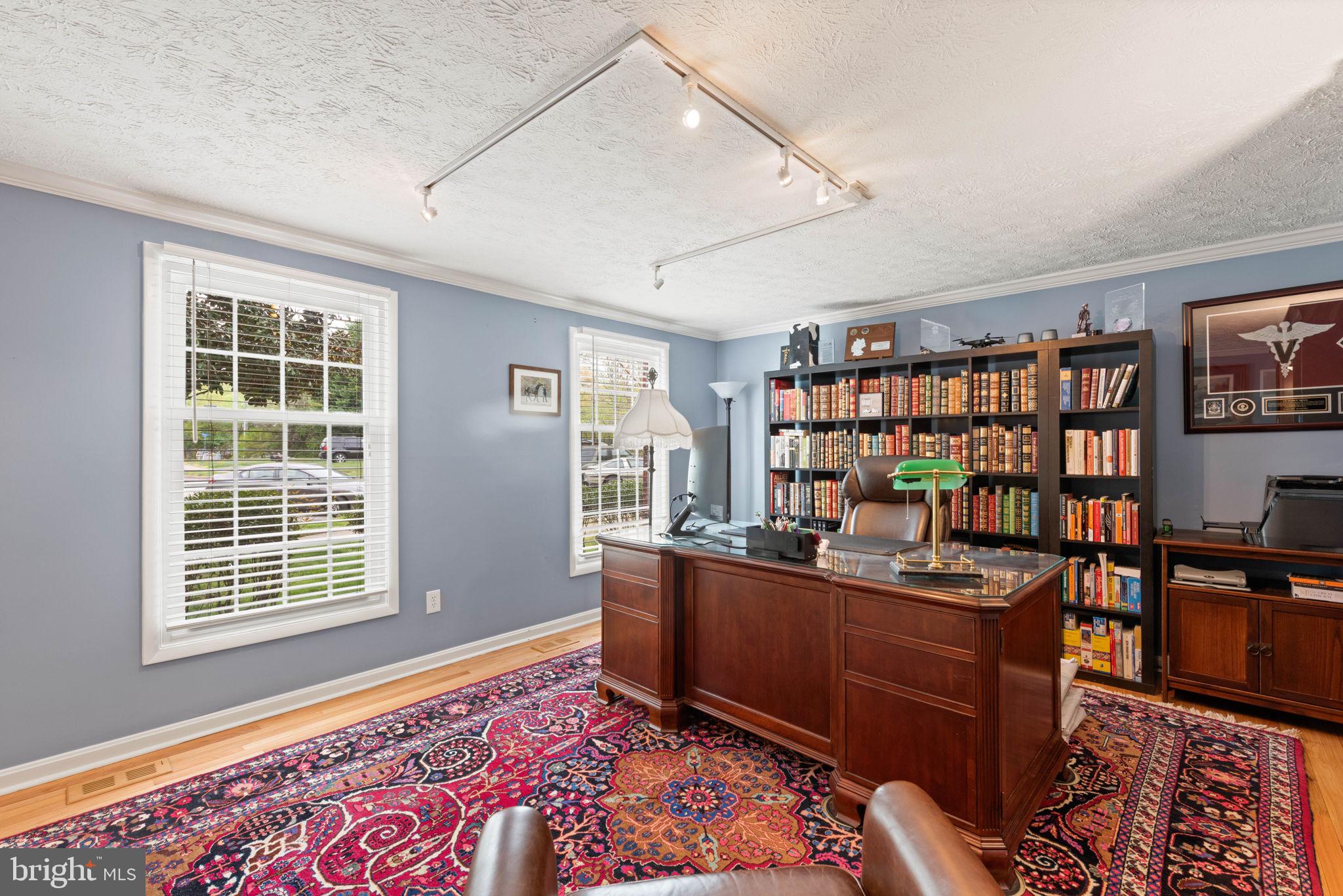 NEWINGTON FOREST - Residential