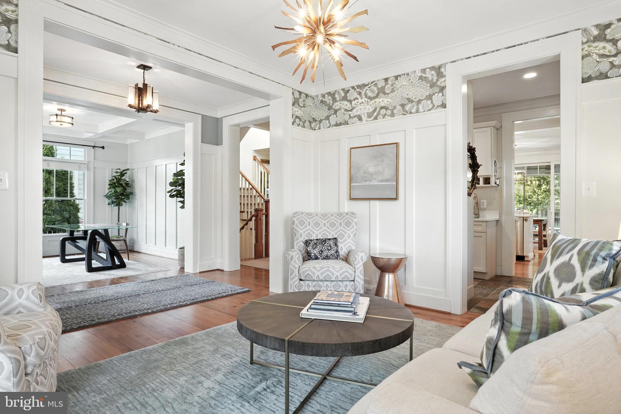 416 E ALEXANDRIA AVENUE