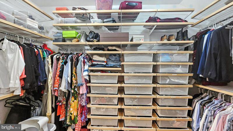 DEL RAY - Residential