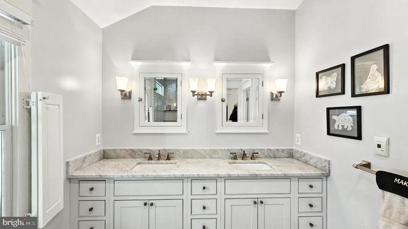 DEL RAY - Residential