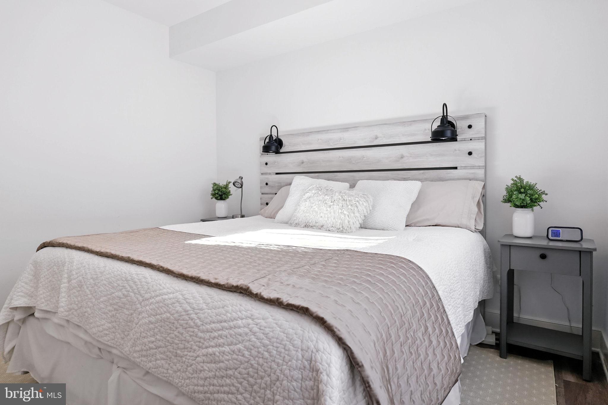 DEL RAY - Residential