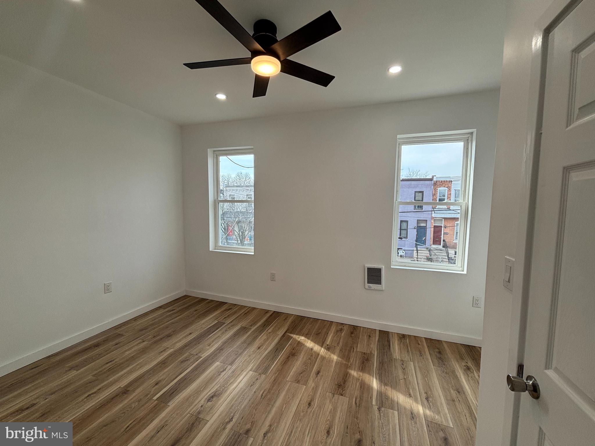 CARROLL PARK - Residential Lease