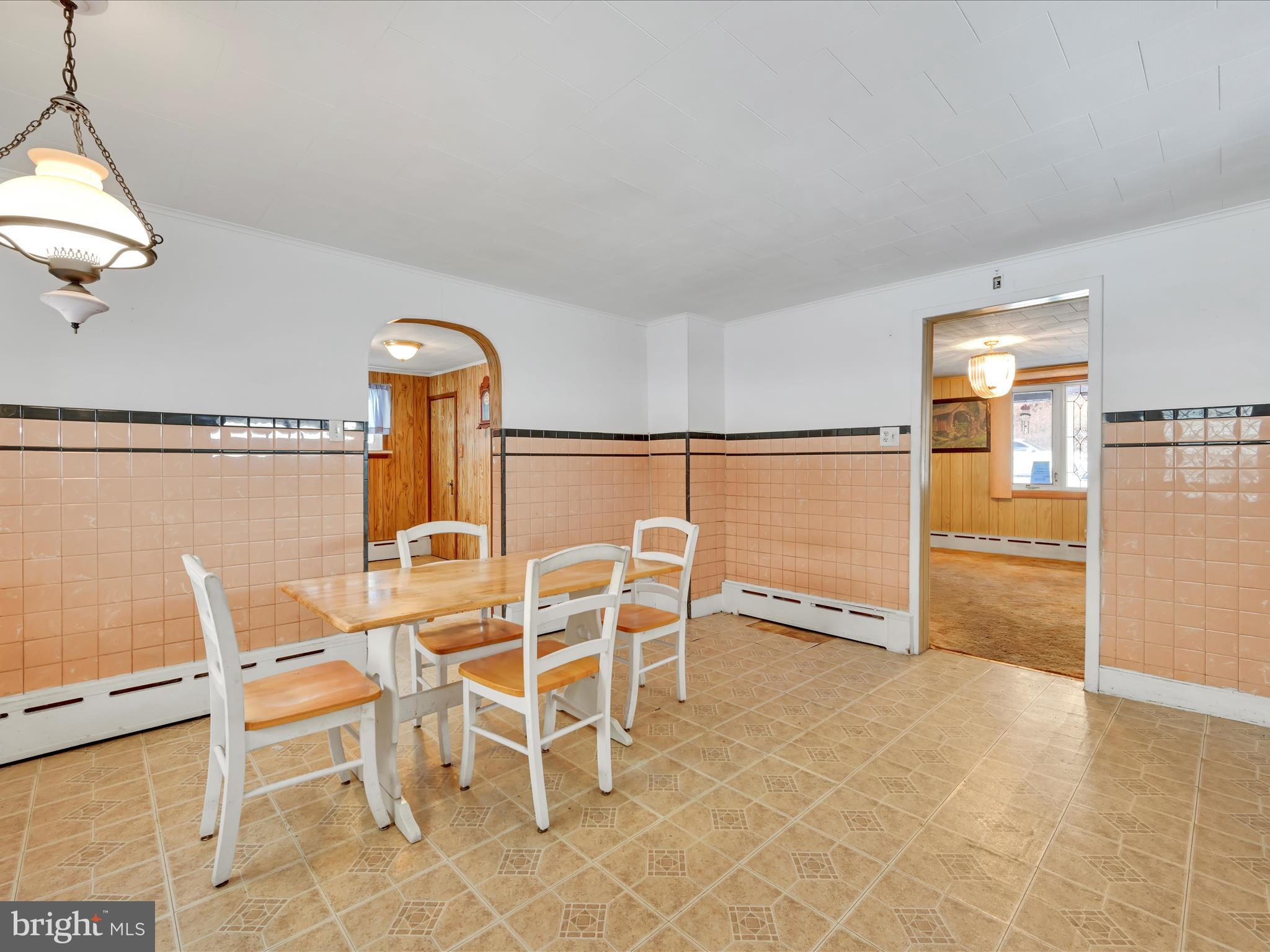 POTTSVILLE - Residential