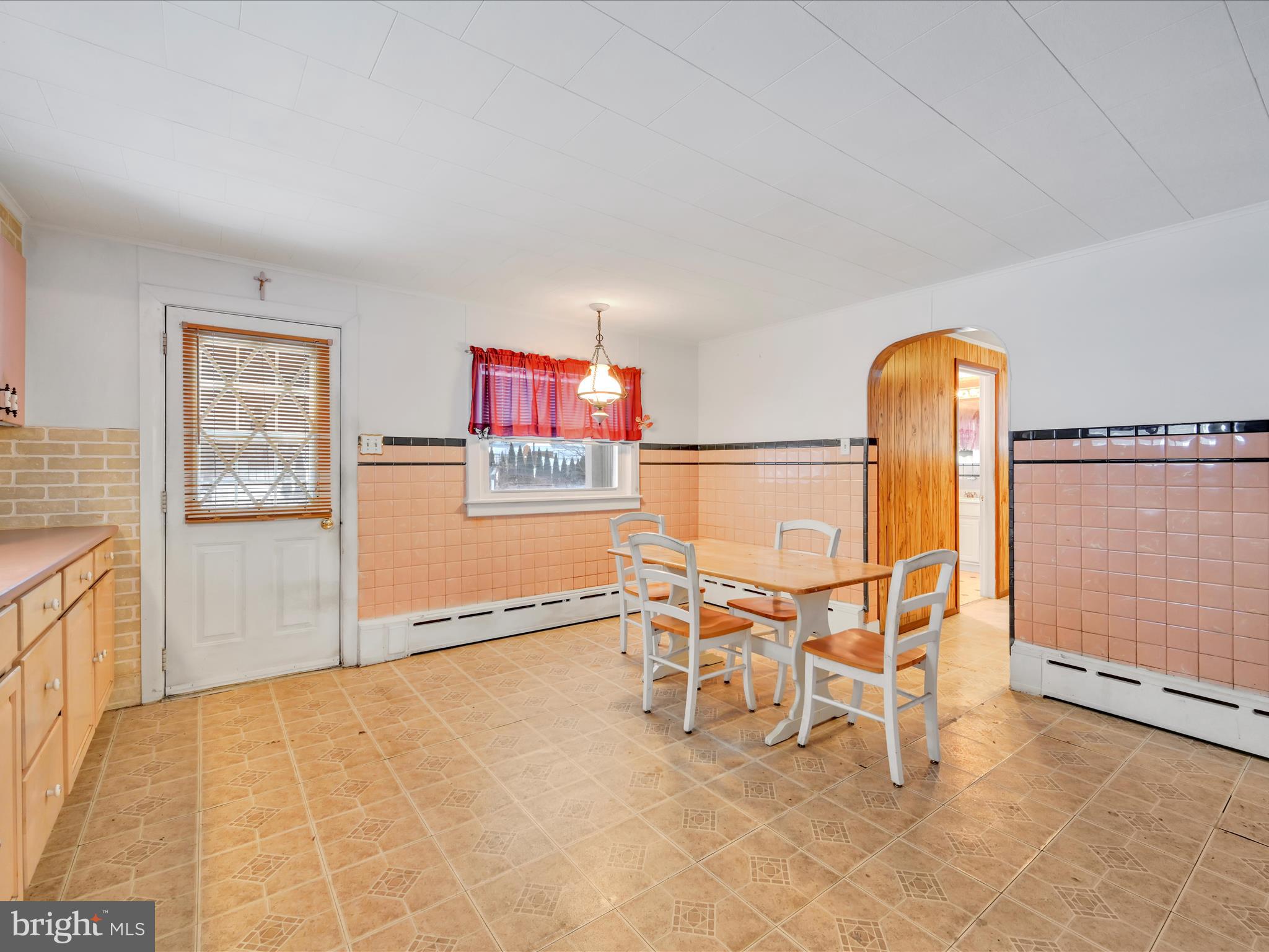 POTTSVILLE - Residential