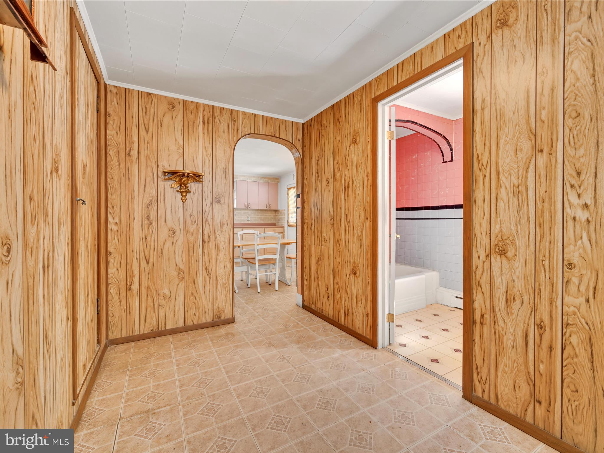 POTTSVILLE - Residential