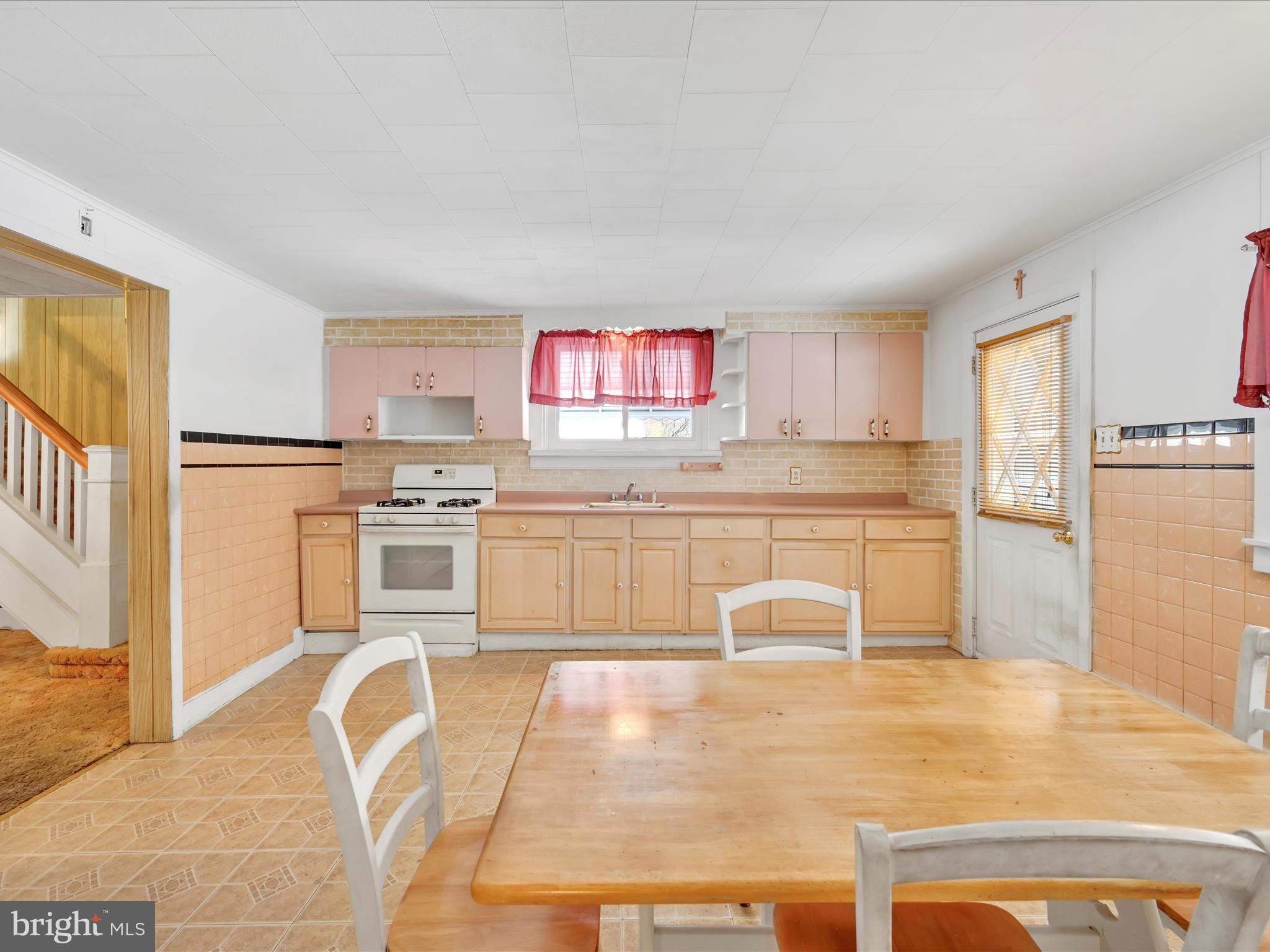 POTTSVILLE - Residential