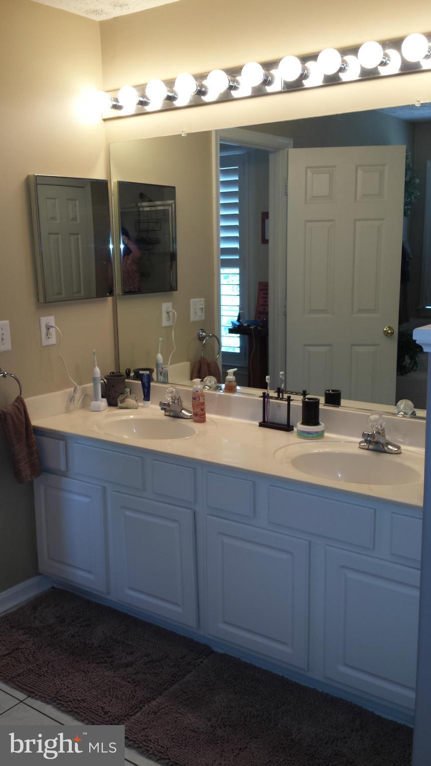 AUSTIN RIDGE - Residential Lease