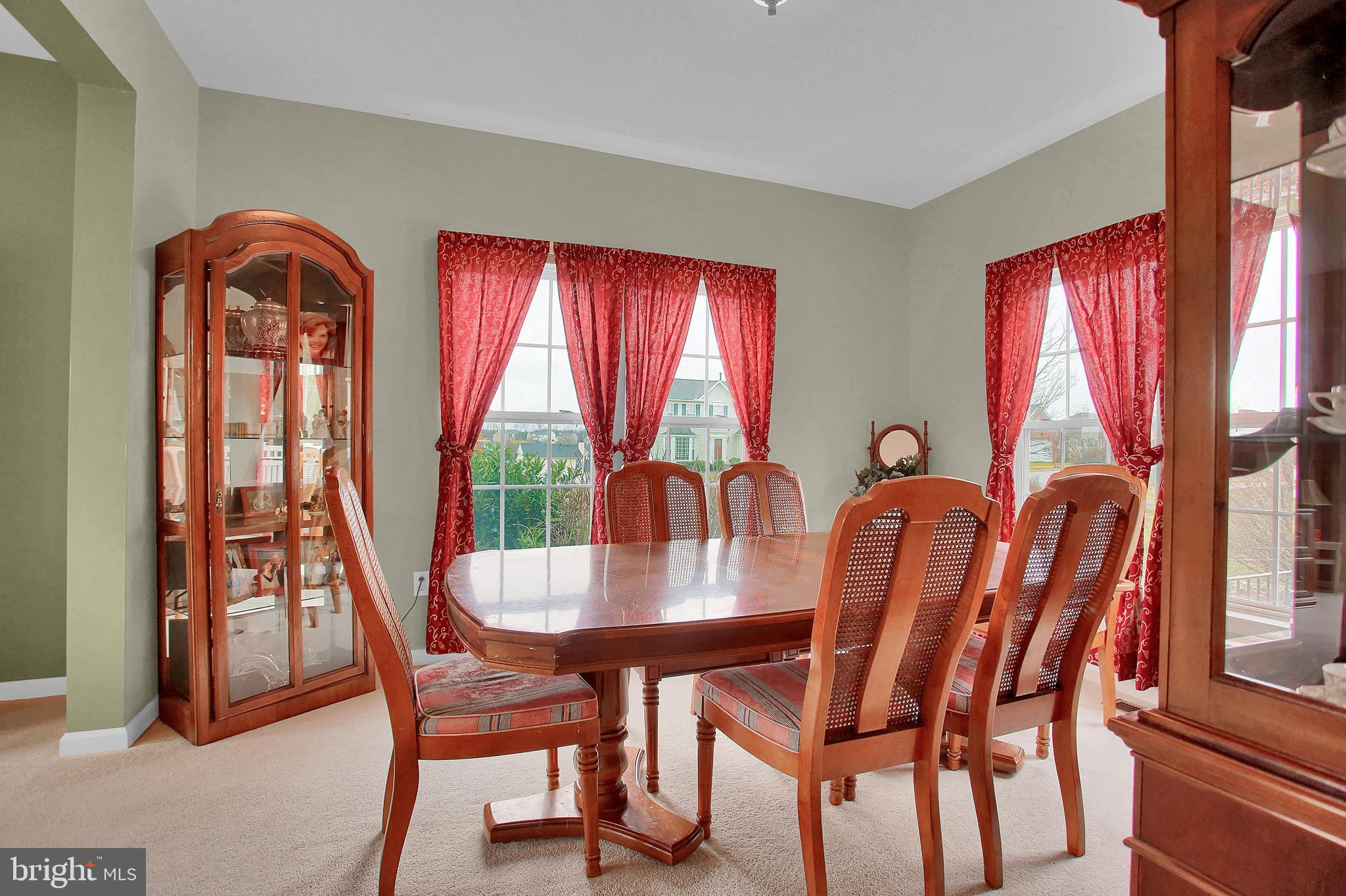 SOUTH POINTE - Residential