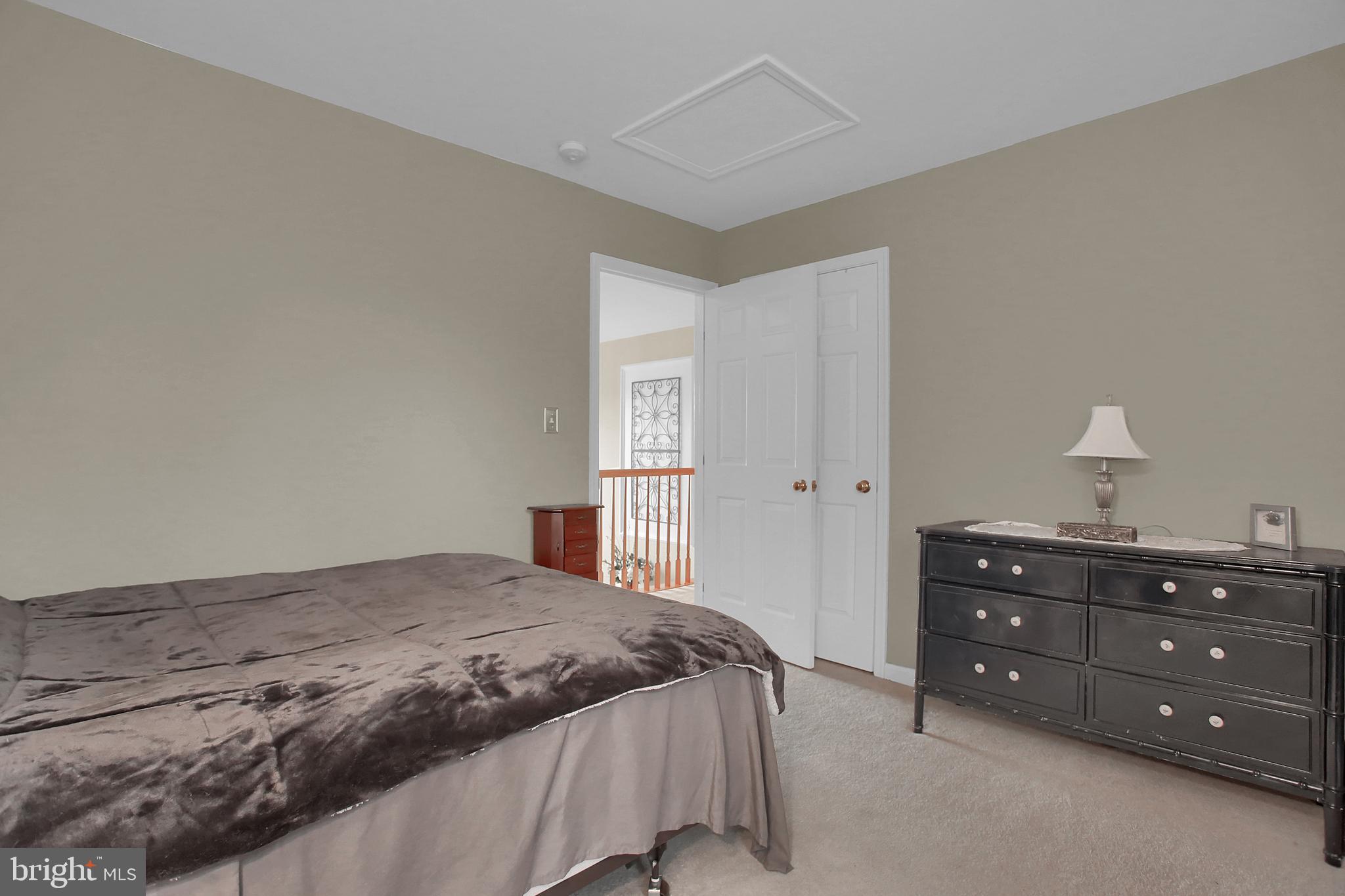 SOUTH POINTE - Residential