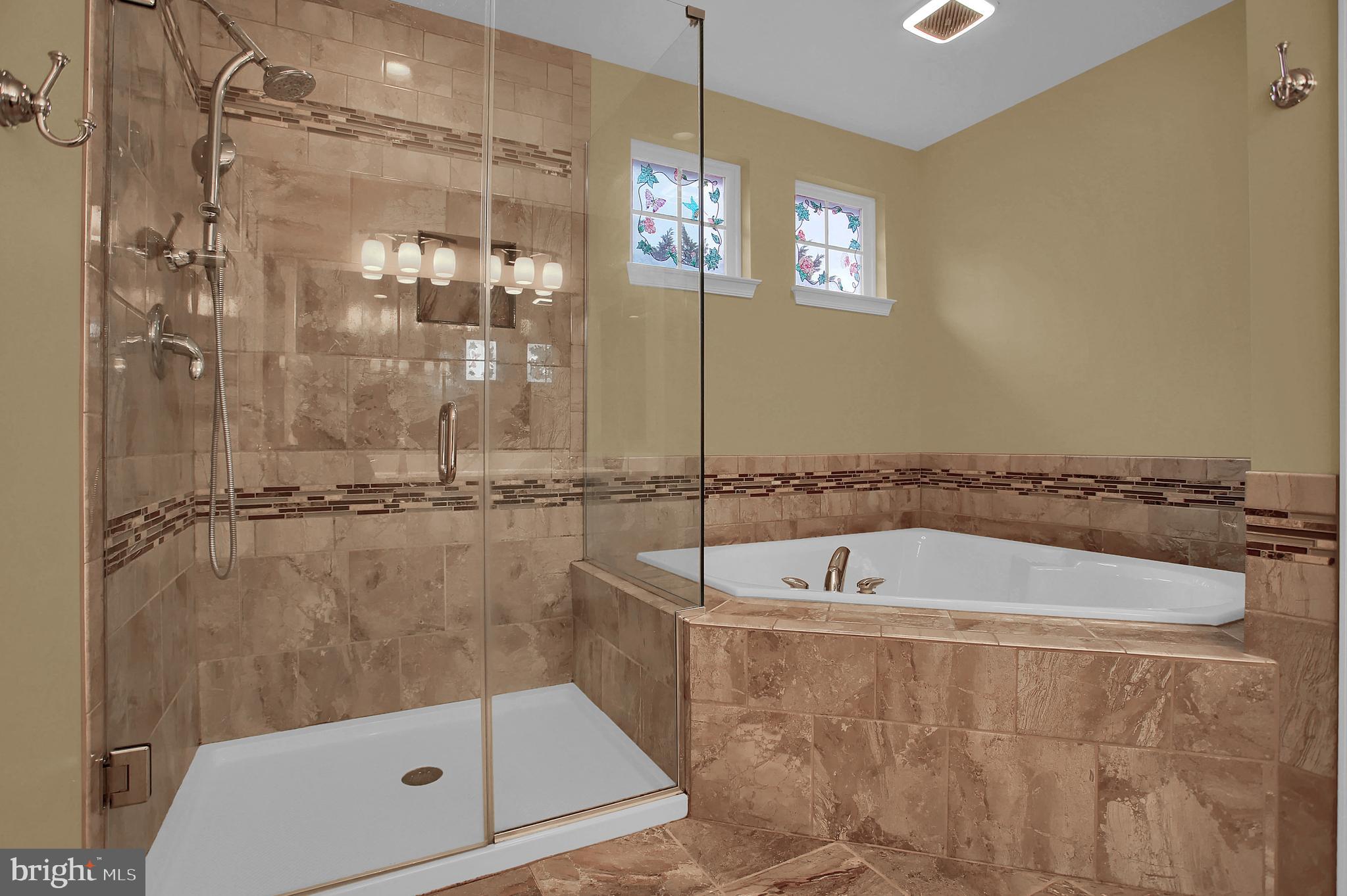 SOUTH POINTE - Residential