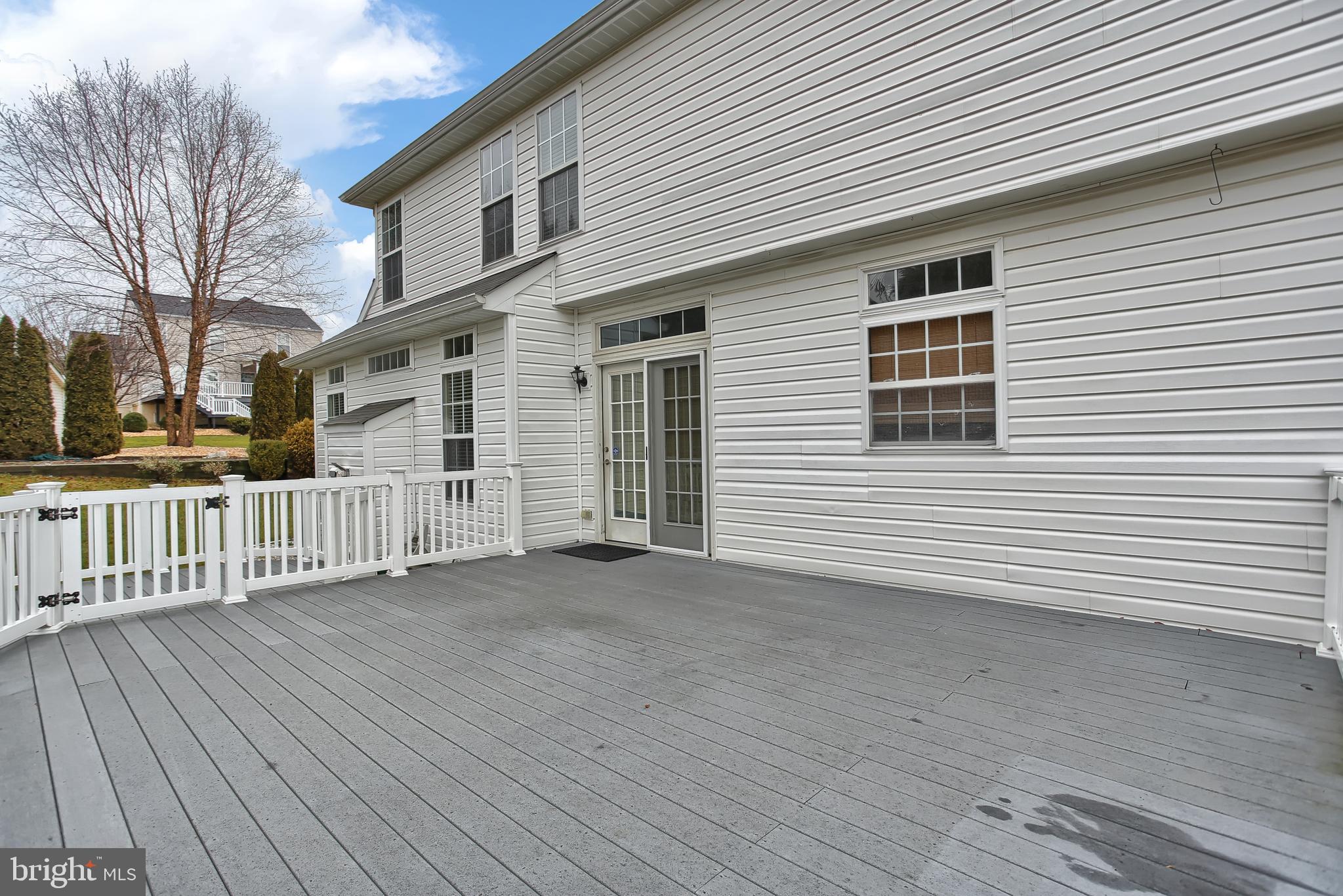 SOUTH POINTE - Residential