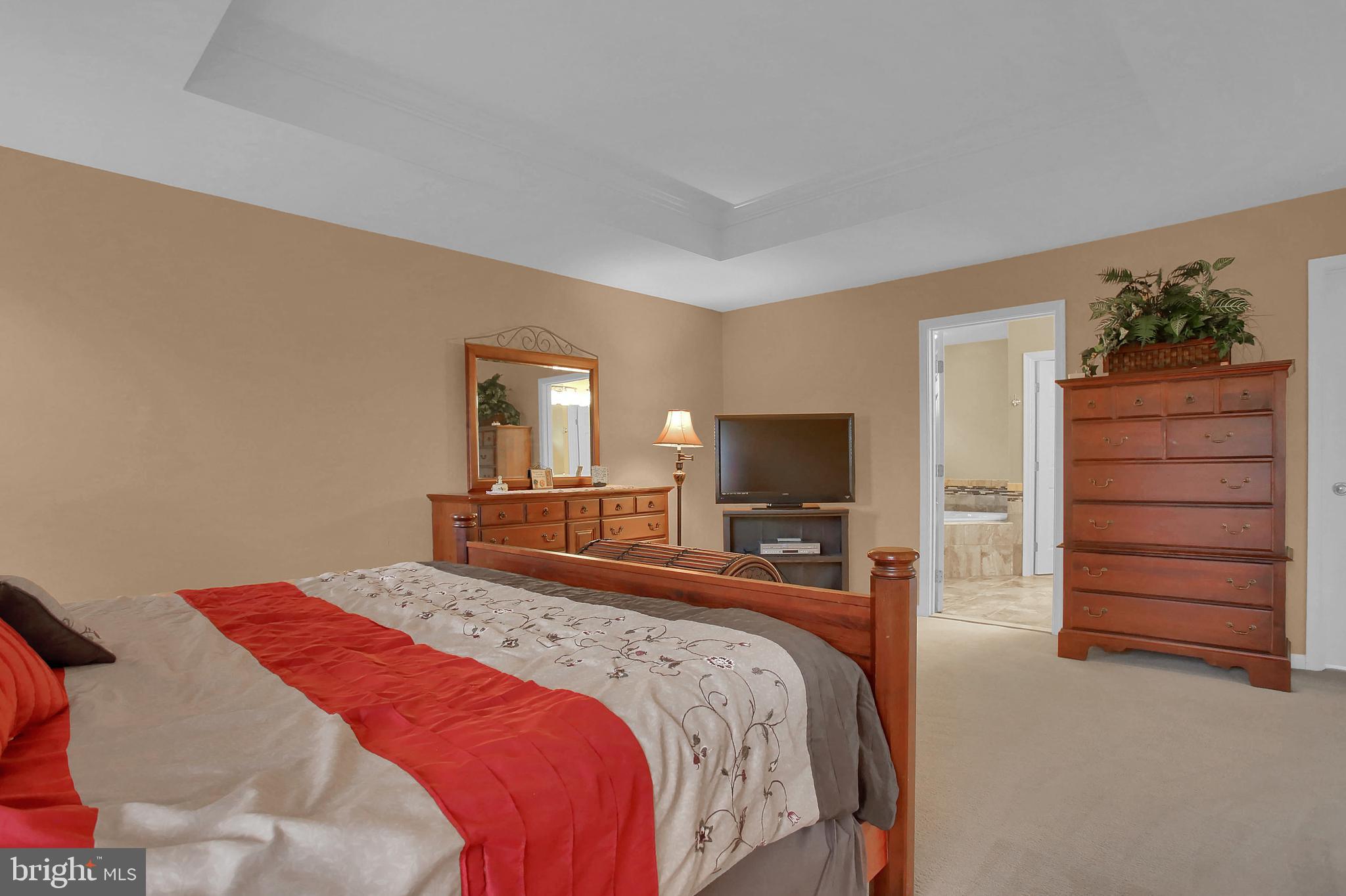 SOUTH POINTE - Residential