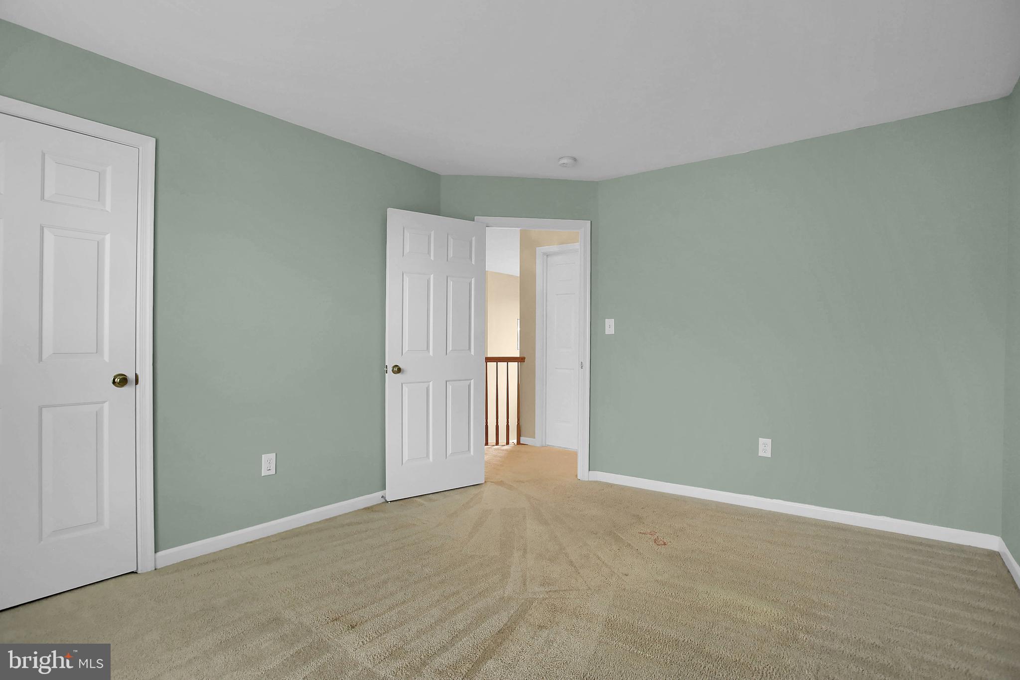 SOUTH POINTE - Residential