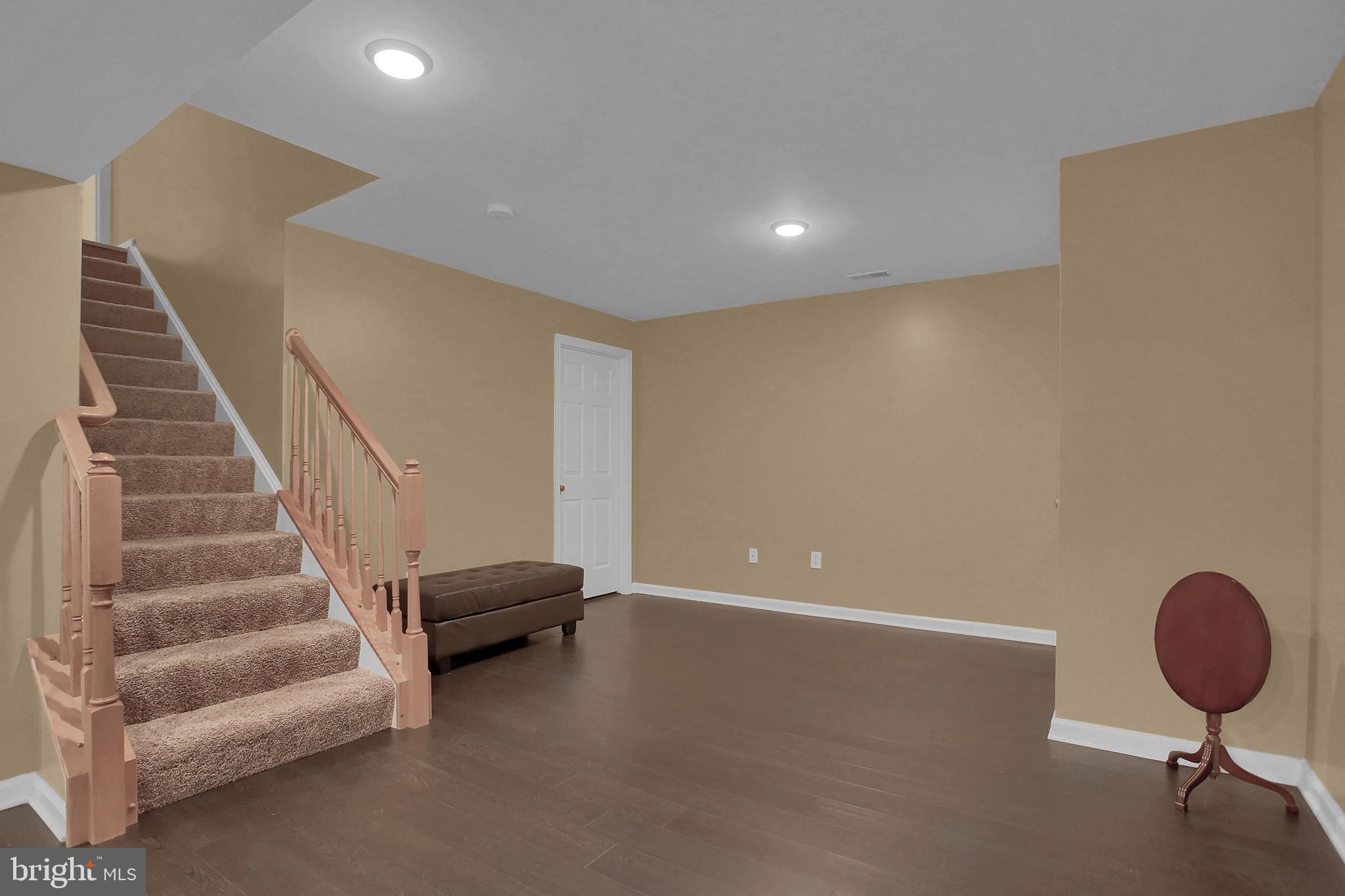 SOUTH POINTE - Residential