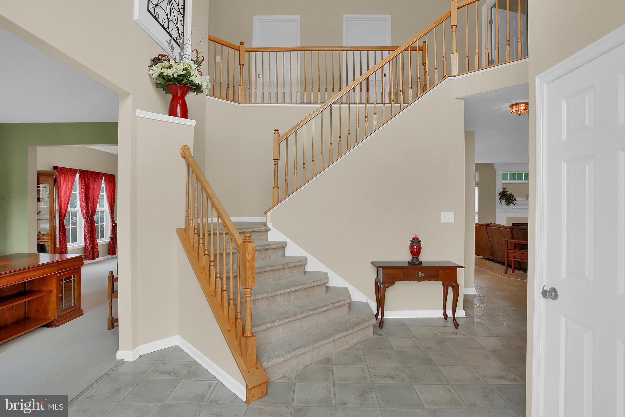 SOUTH POINTE - Residential