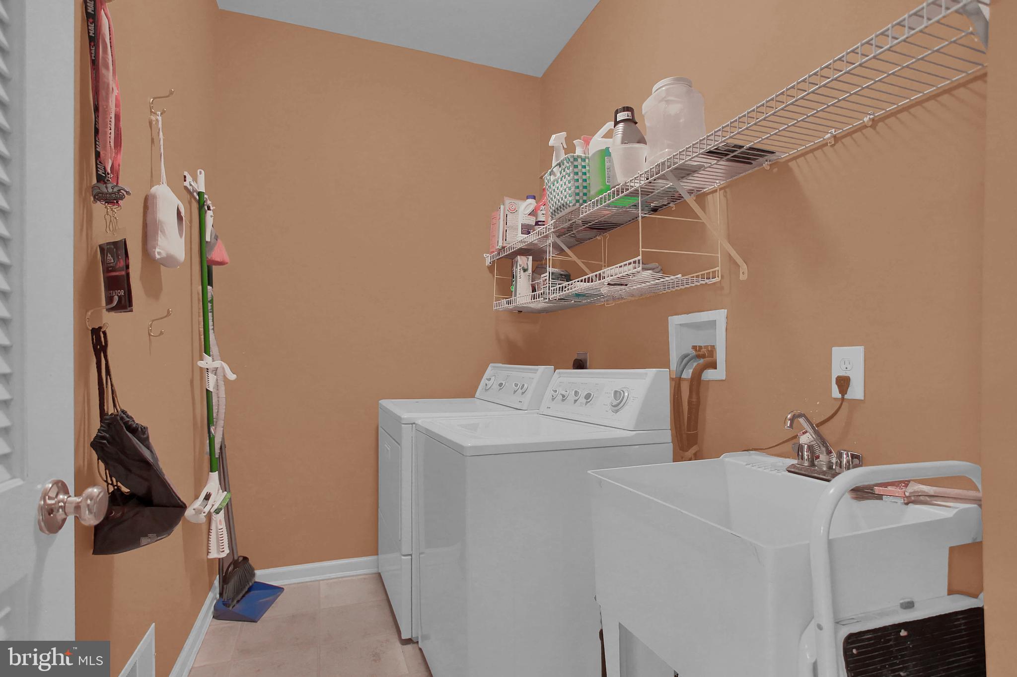 SOUTH POINTE - Residential