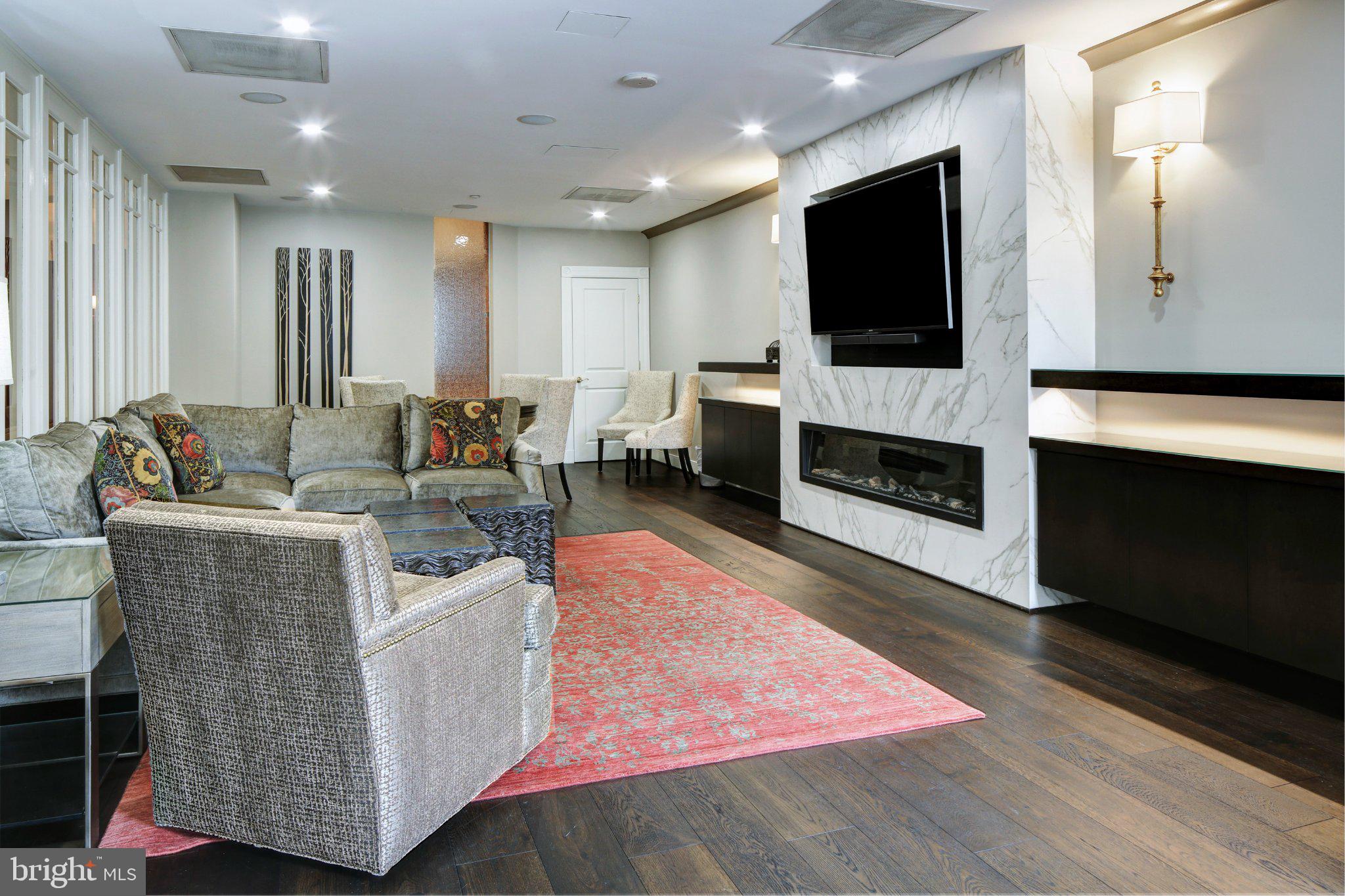 RESIDENCES AT PARK PLACE - Residential