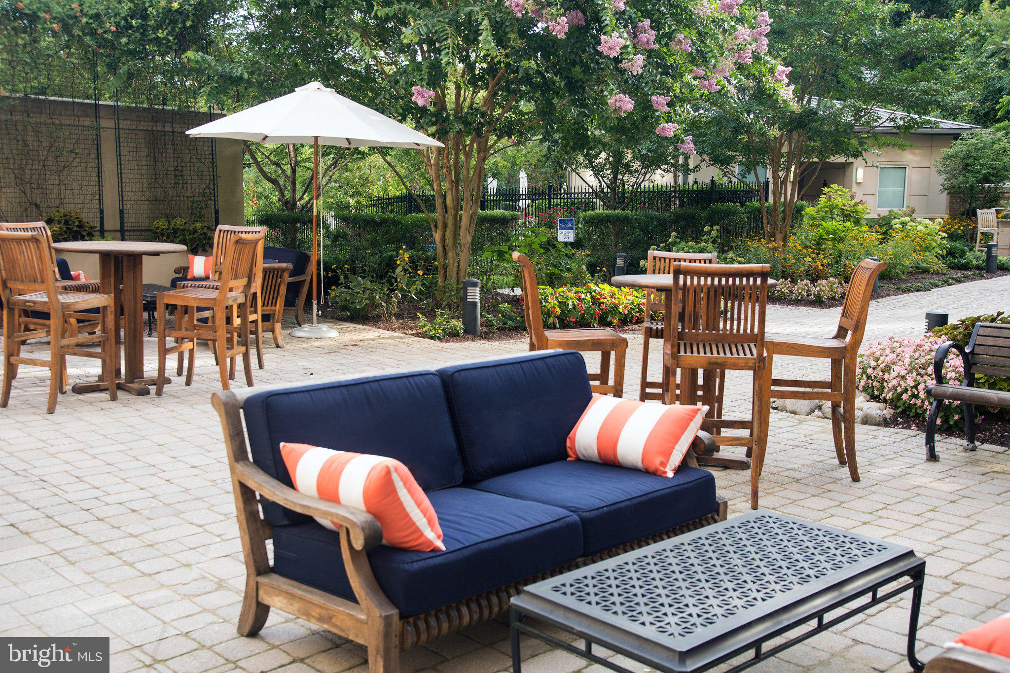 RESIDENCES AT PARK PLACE - Residential