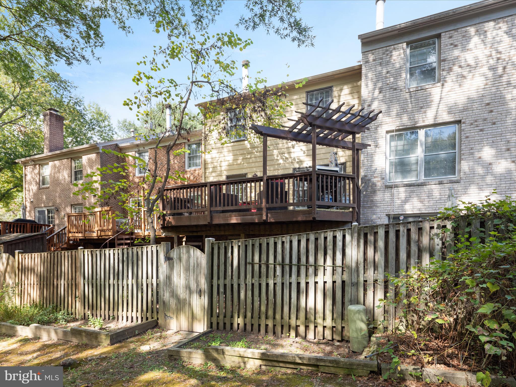 BETHELEN WOODS - Residential