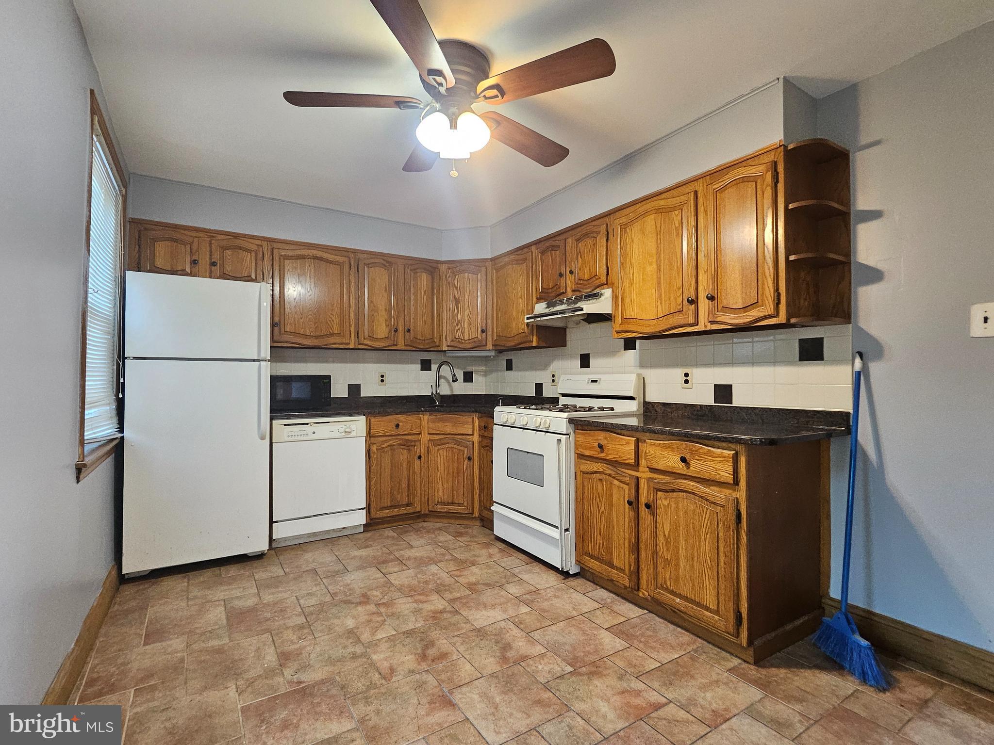 SANDYFORD PARK - Residential