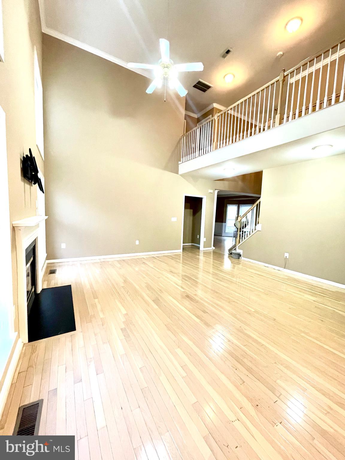 AUSTIN RIDGE - Residential Lease