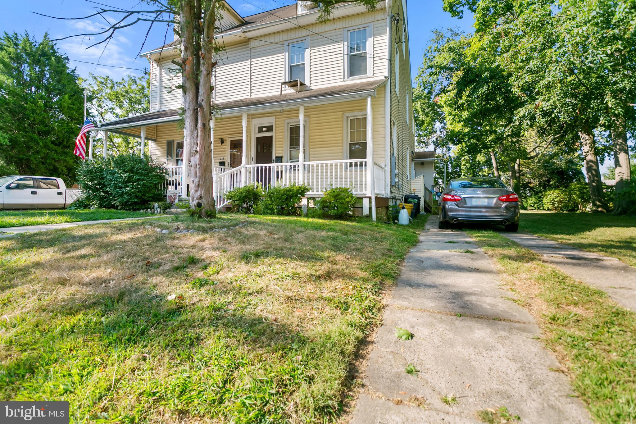Welcome to 114 Rosemont Ave in Ridley Park! This is your opportunity to rent an affordable 2 bedroom, 1 bathroom, bi-level apartment in a quiet, desirable area. This is a second and third floor unit offering spacious bedrooms and an eat-in kitchen. You will have a private entrance as well as plenty of off street parking. This home offers quick access to I-95 and I-476 and is convenient to public transportation along Chester Pike. Shopping, dining and conveniences, including laundry, are all nearby, making this an ideal location. Available immediately! Don't miss the chance to enjoy comfort and convenience in the heart of Ridley Park! Call today to schedule your showing!
Income requirement is 3x the monthly rent. Minimum credit score of 600. Cats will be considered with an additional security deposit and monthly Pet Rent. No previous evictions.