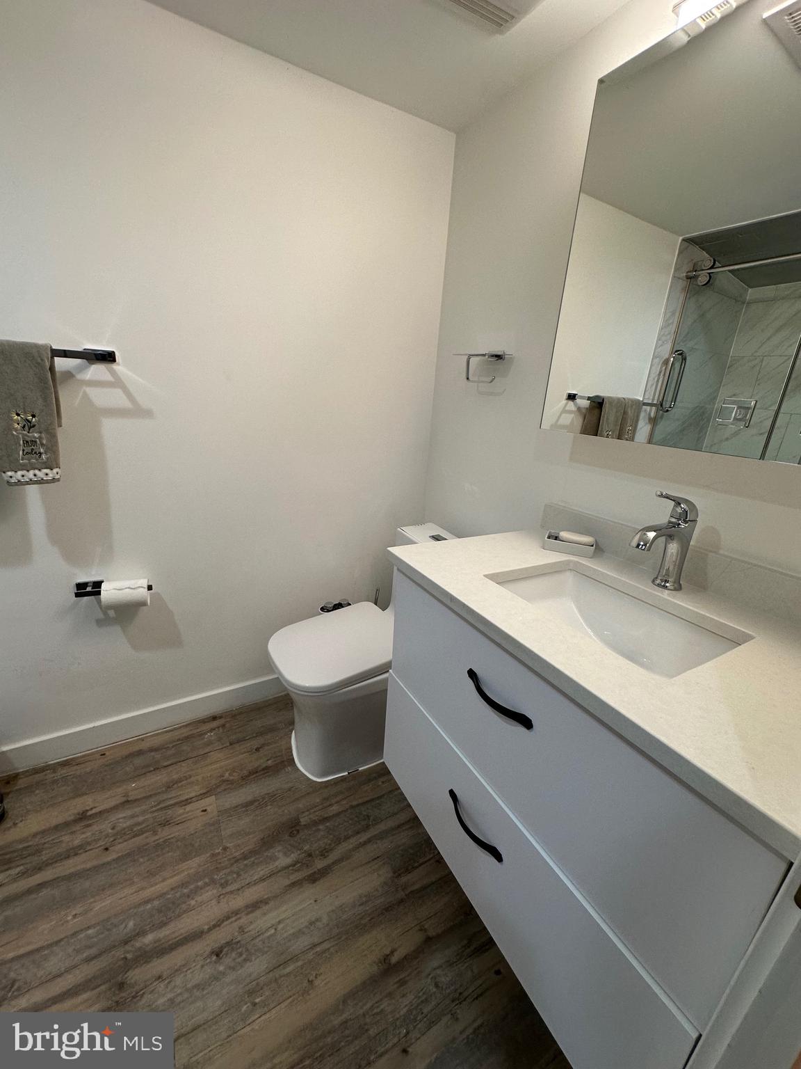 GLEN ECHO HEIGHTS - Residential Lease