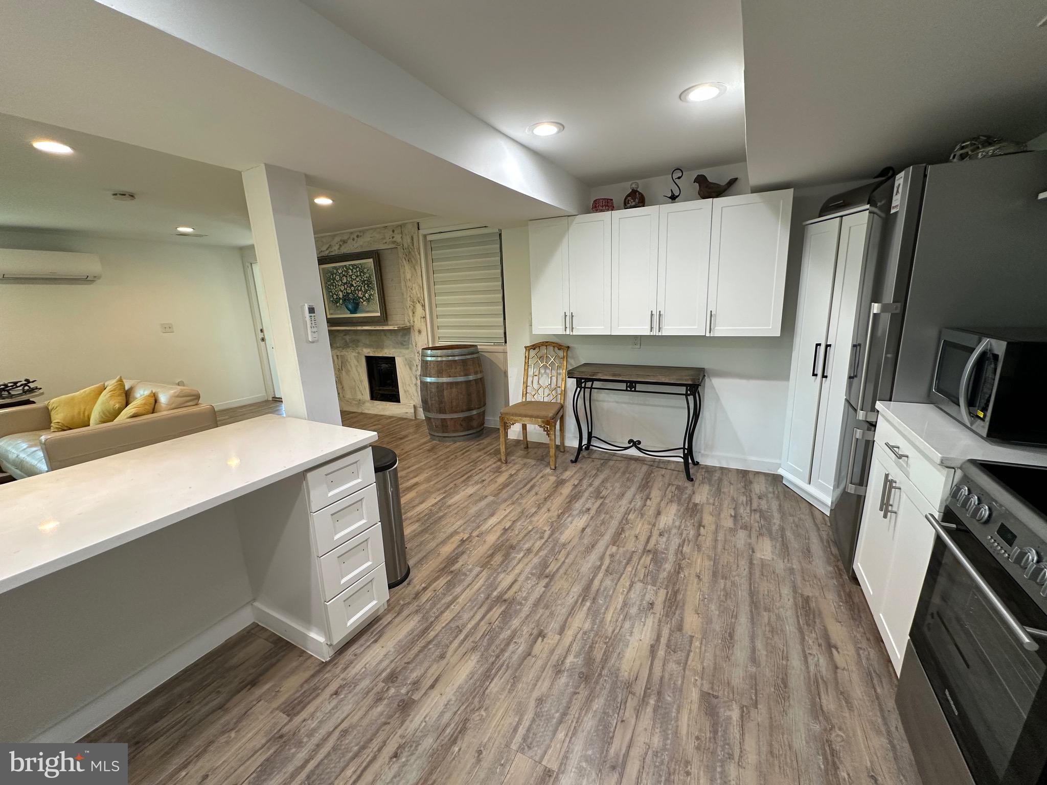 GLEN ECHO HEIGHTS - Residential Lease