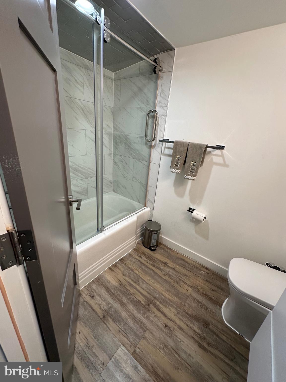 GLEN ECHO HEIGHTS - Residential Lease