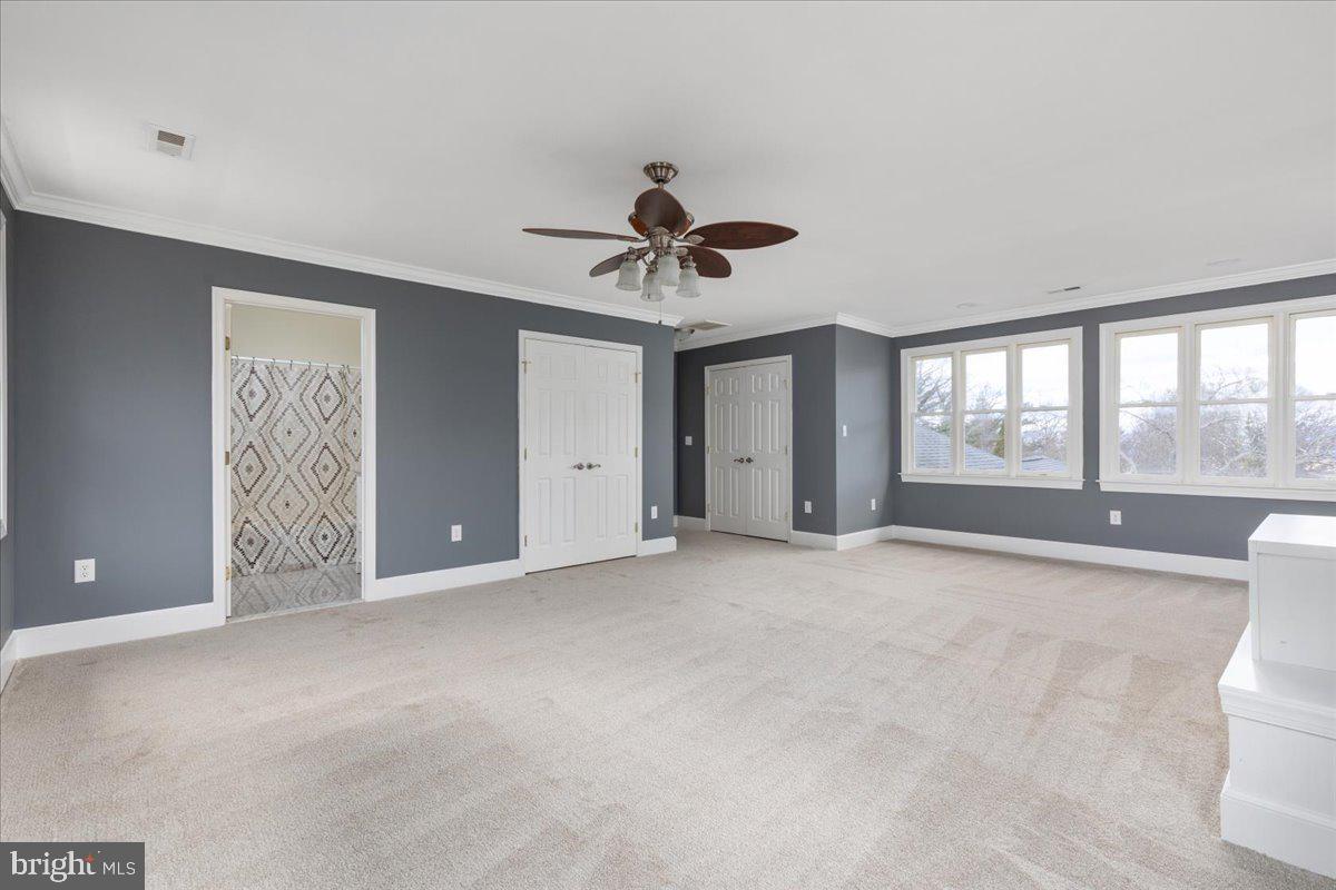 2114 E LEE HIGHWAY