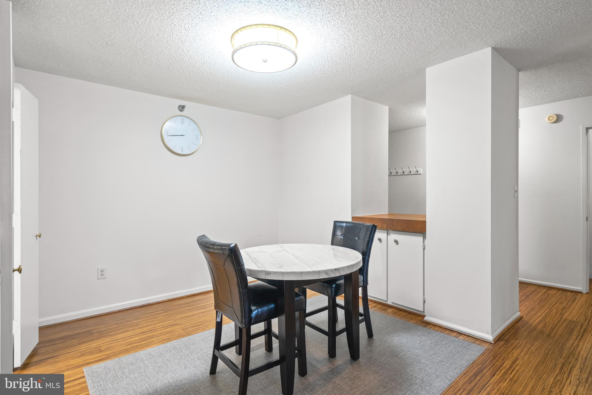 LEISURE WORLD - Residential Lease