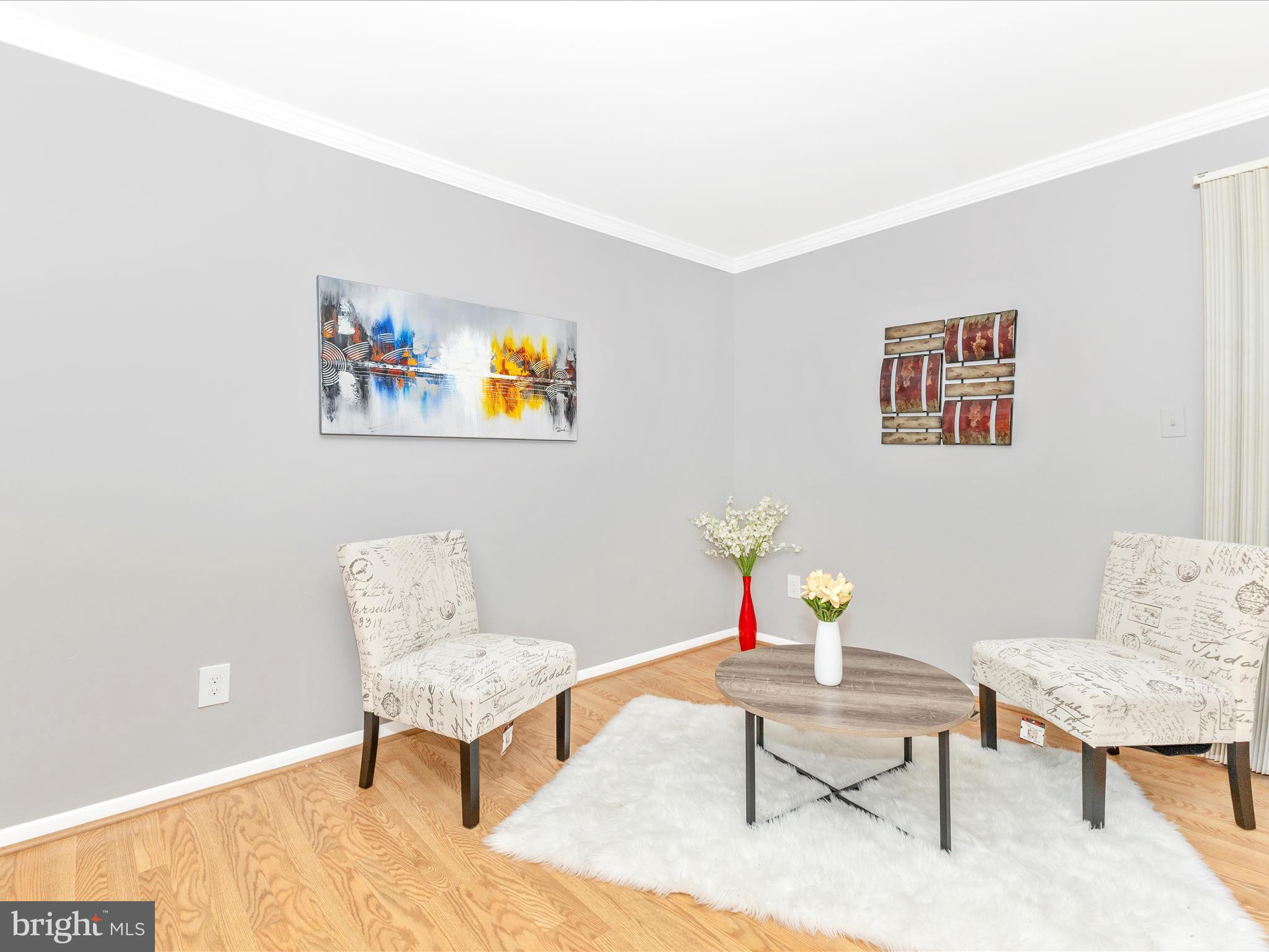 CROFTON SQUARE - Residential