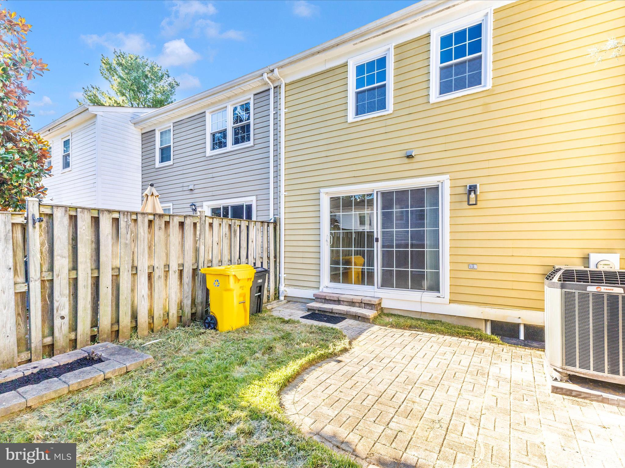 CROFTON SQUARE - Residential