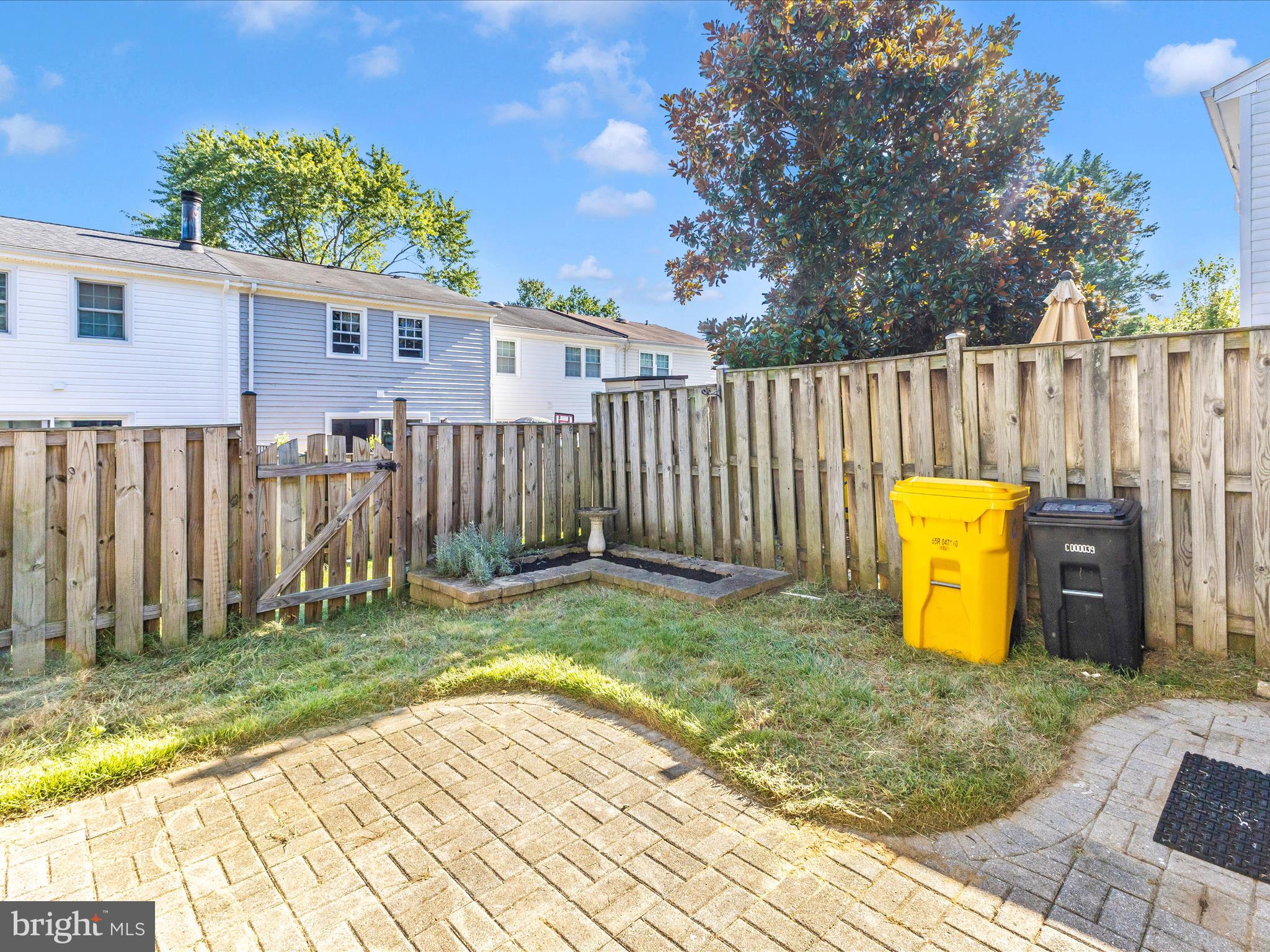 CROFTON SQUARE - Residential