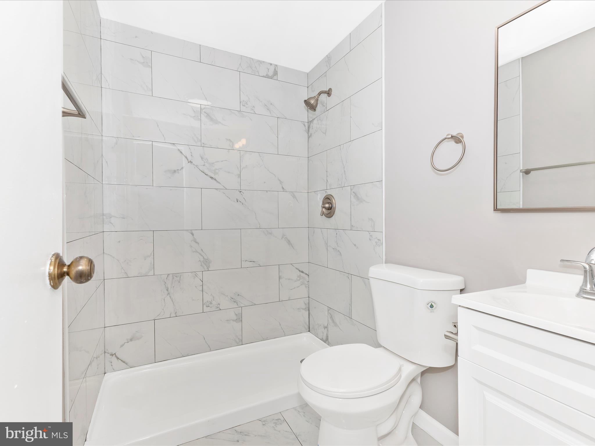 CROFTON SQUARE - Residential