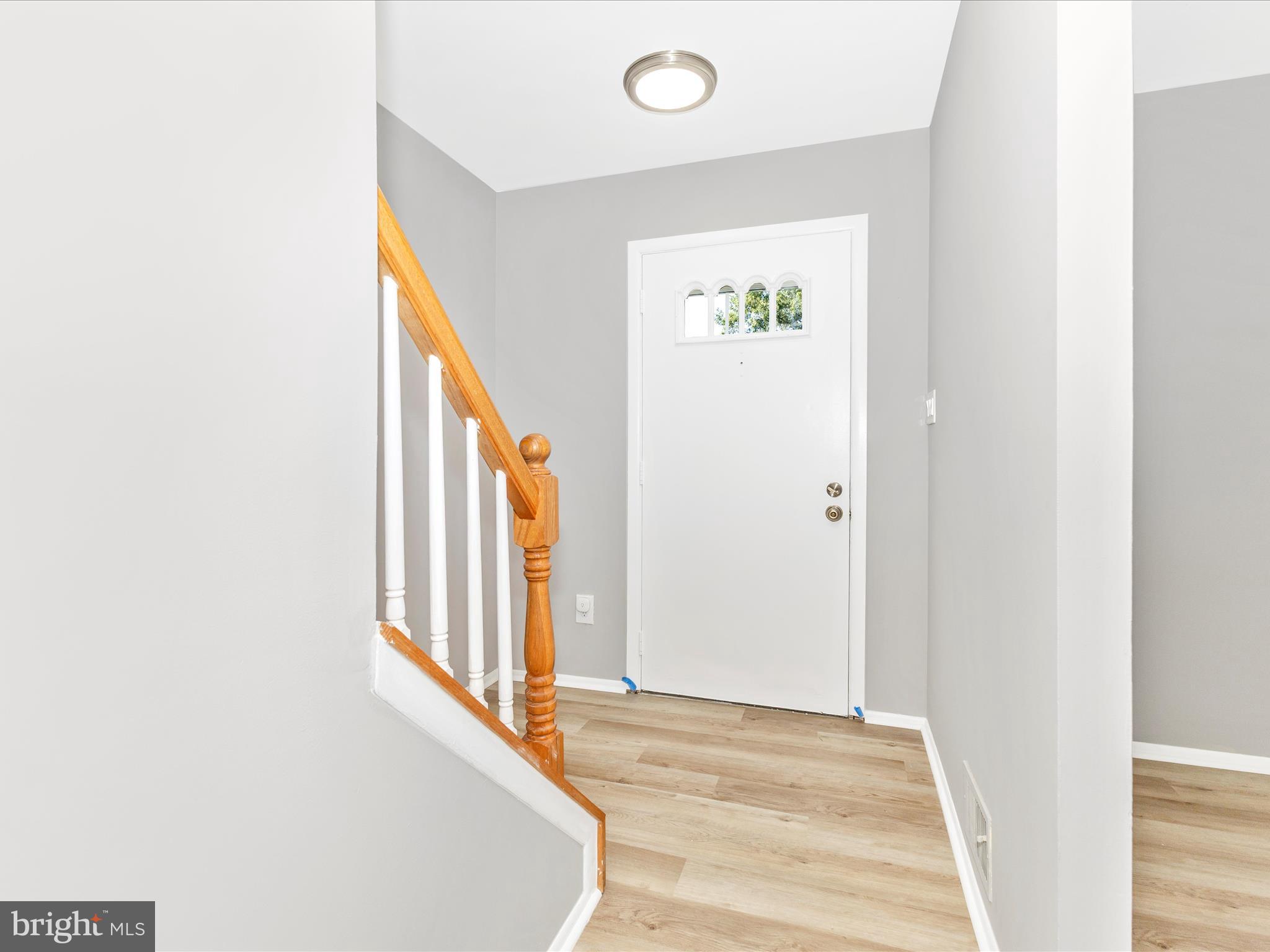 CROFTON SQUARE - Residential