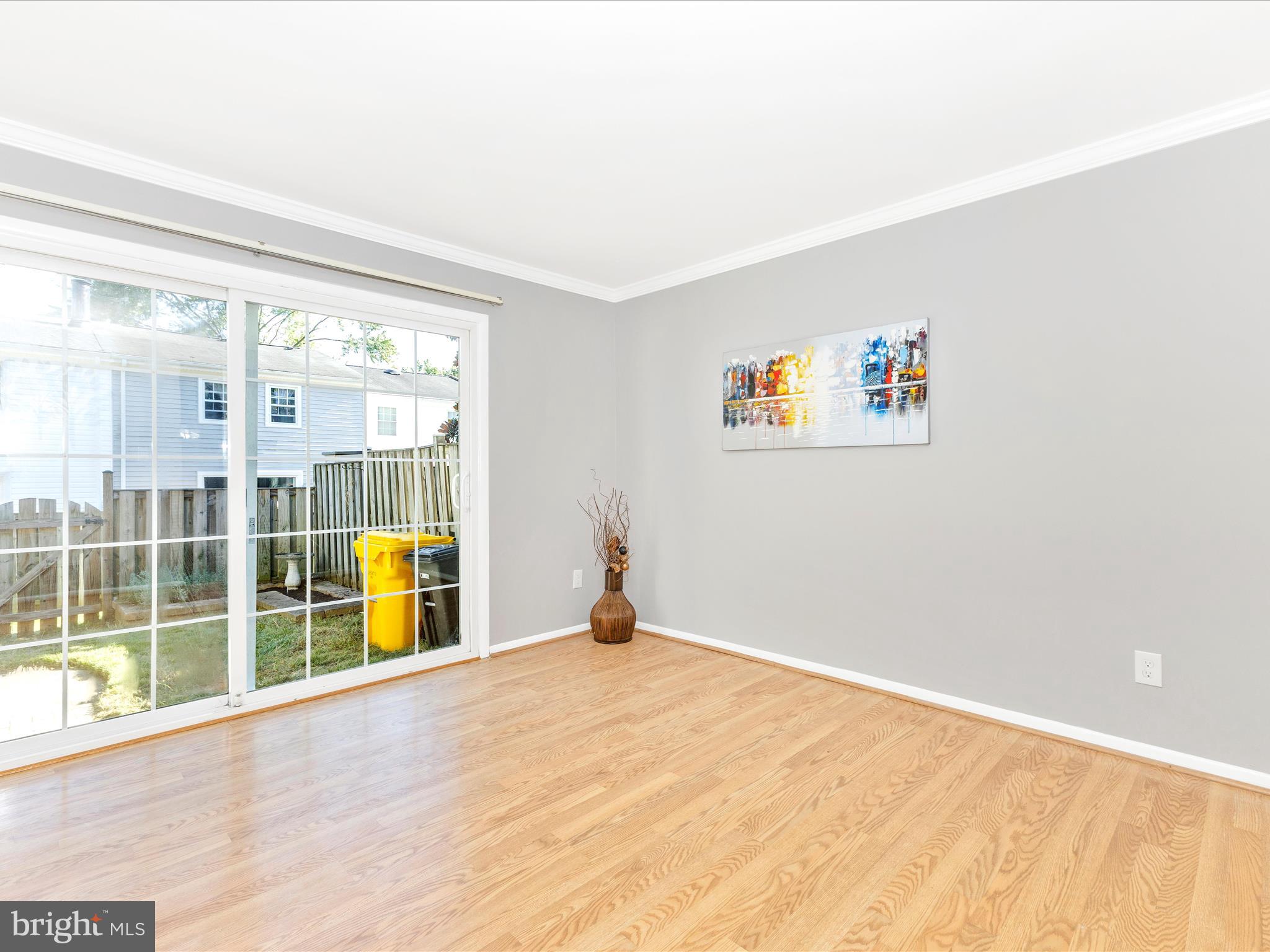 CROFTON SQUARE - Residential