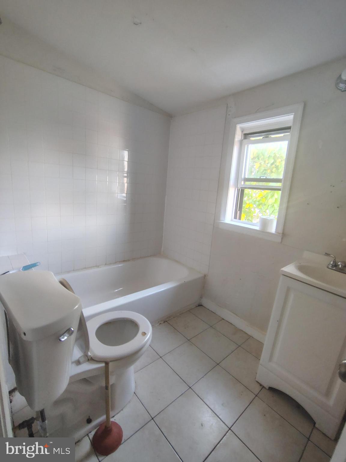 SANDTOWN-WINCHESTER - Residential