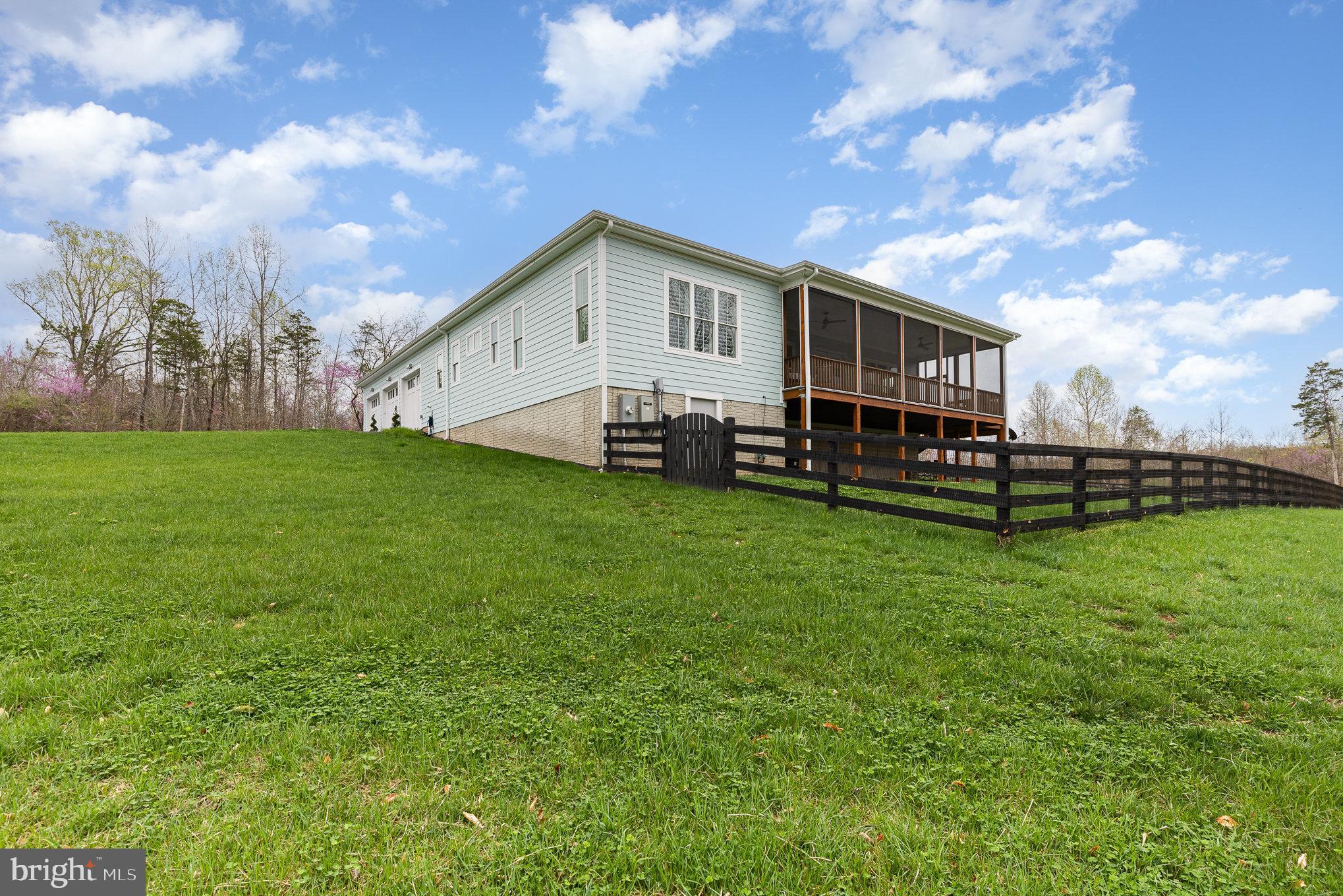 ASHBOURNE FARMS - Residential