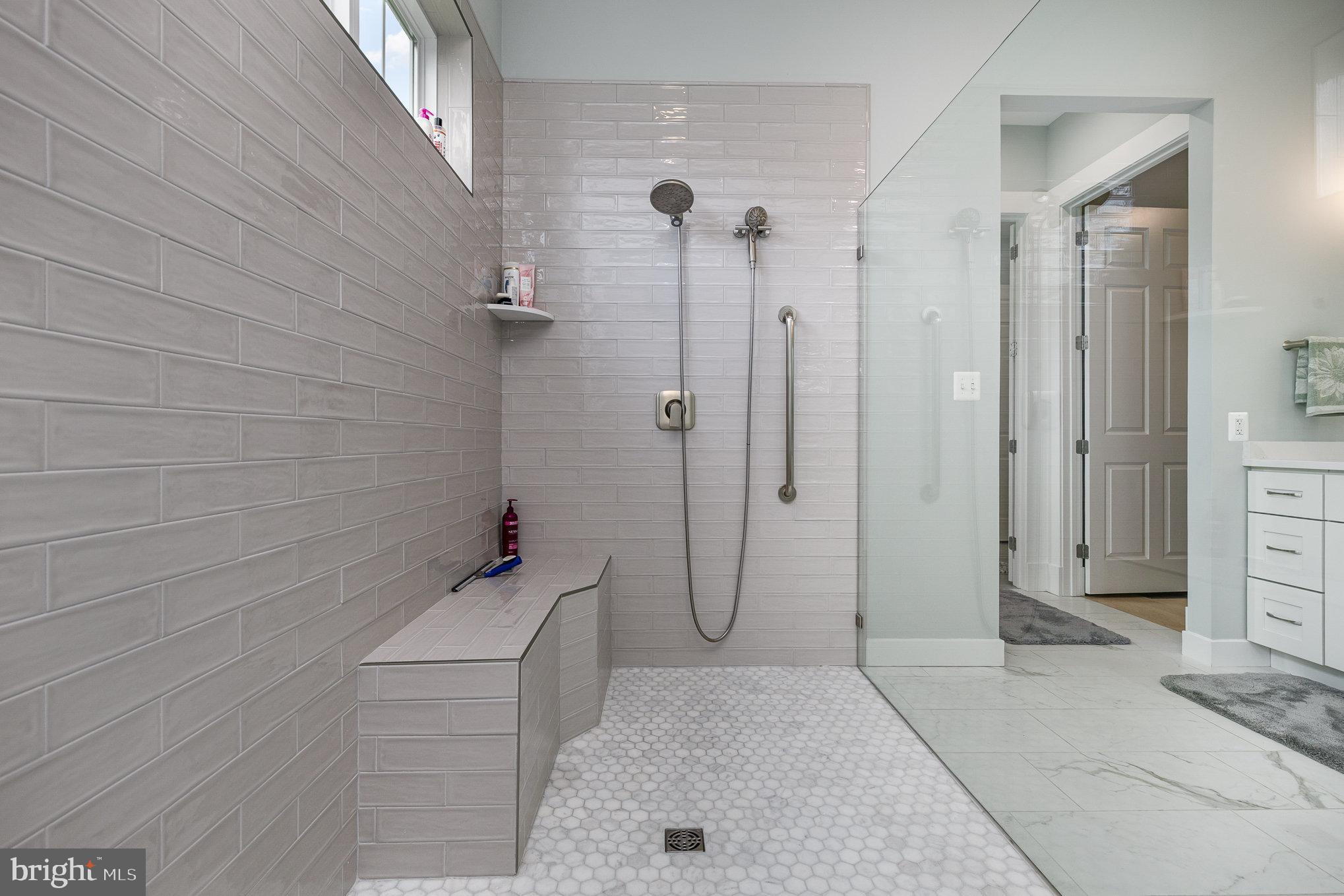 ASHBOURNE FARMS - Residential