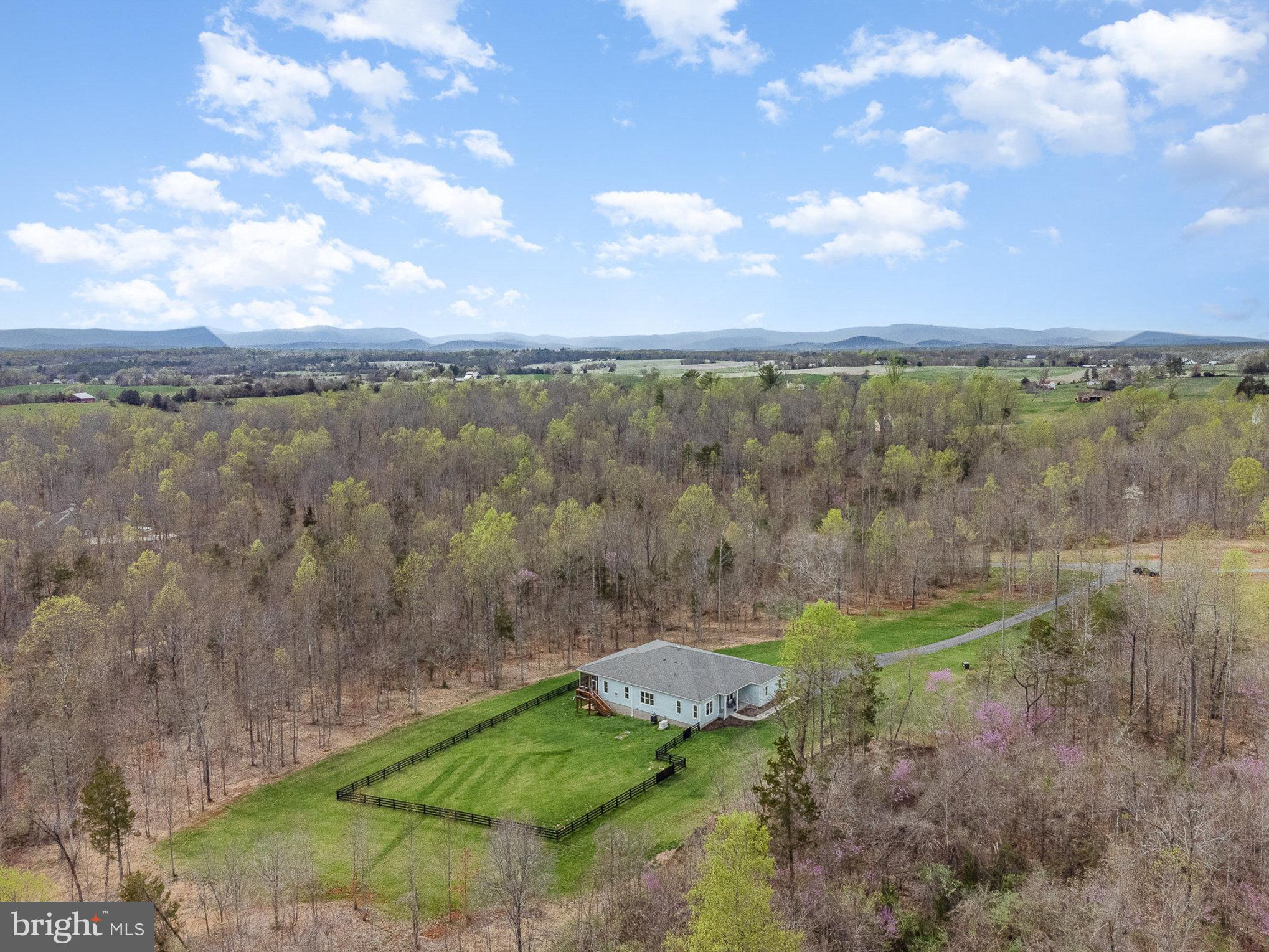 ASHBOURNE FARMS - Residential