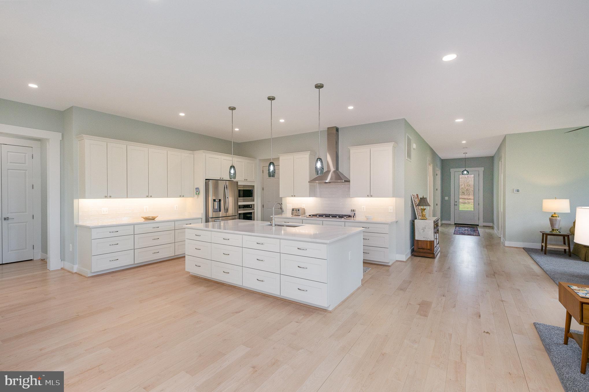 ASHBOURNE FARMS - Residential