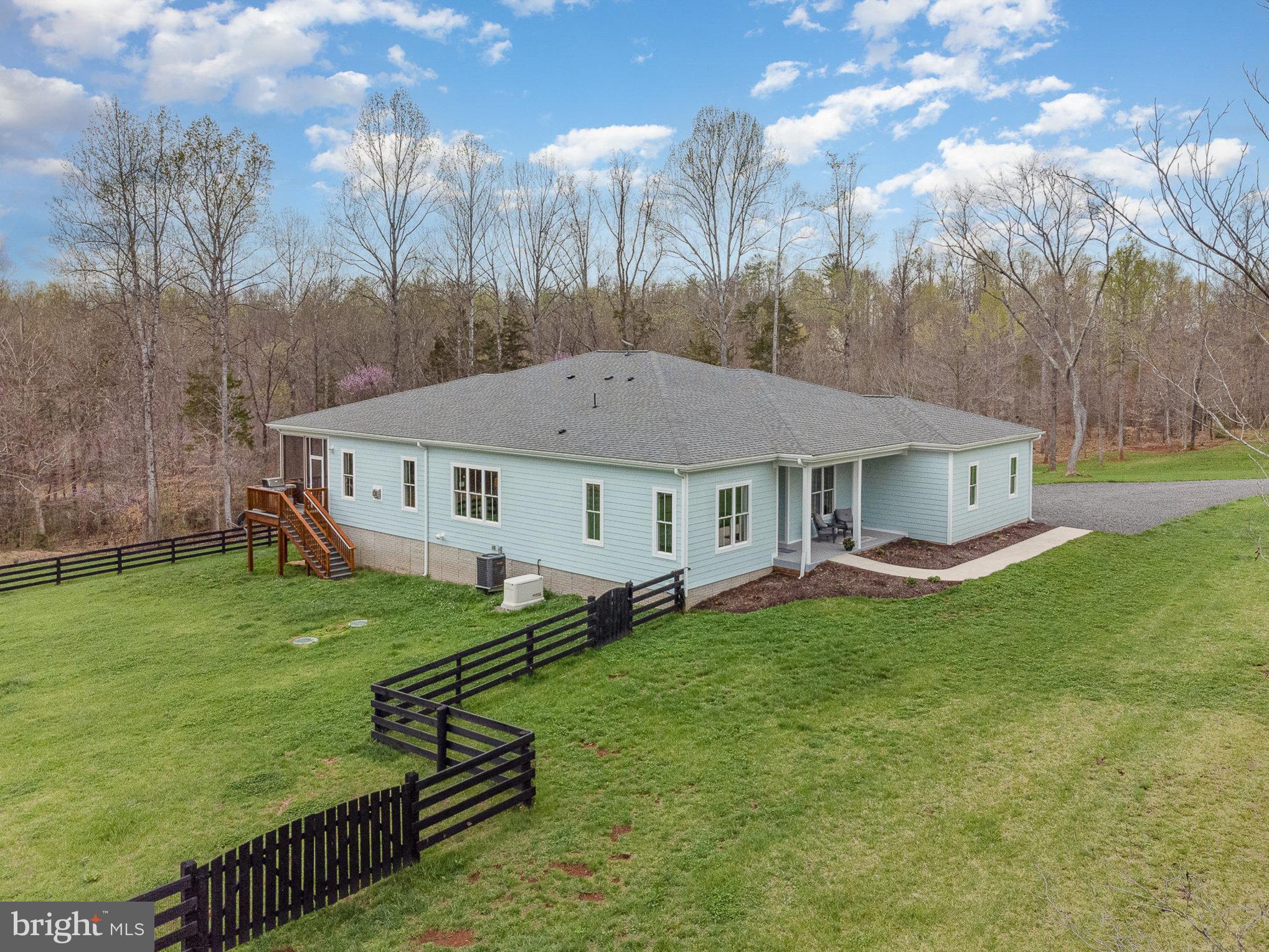 ASHBOURNE FARMS - Residential