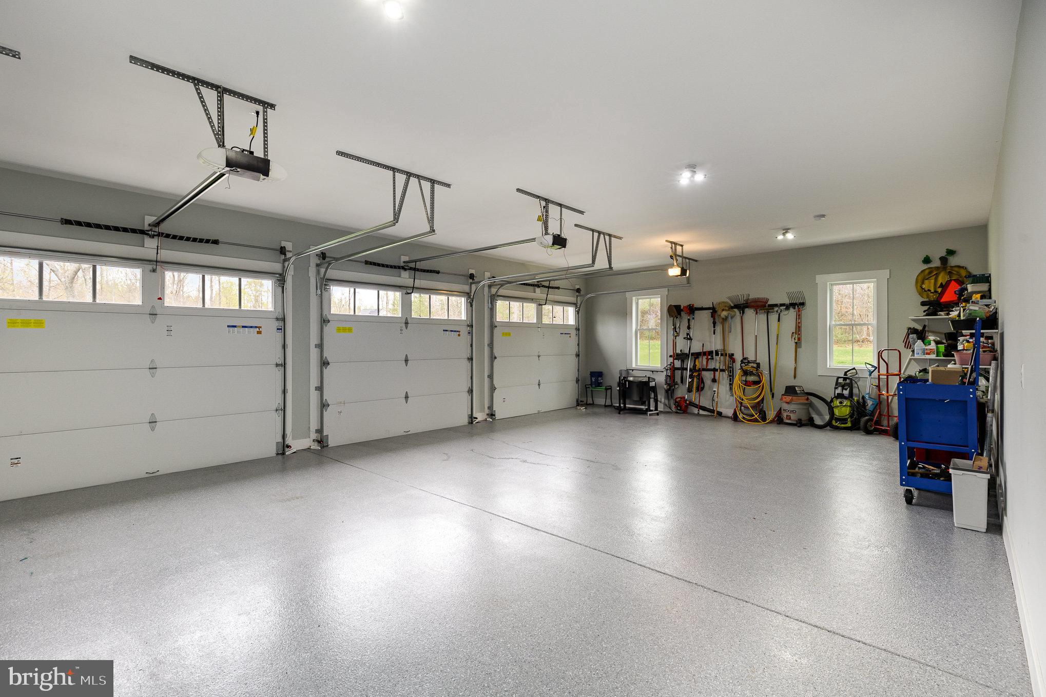 ASHBOURNE FARMS - Residential