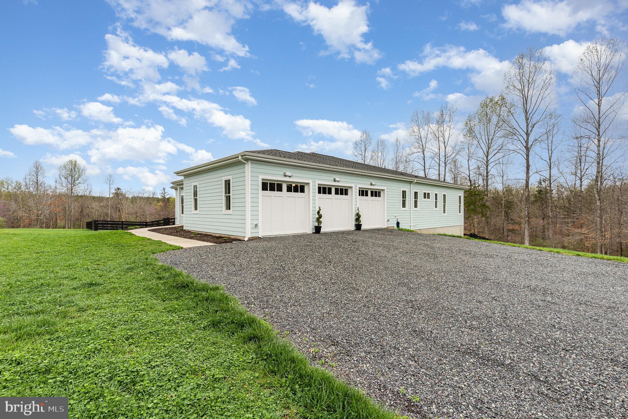 ASHBOURNE FARMS - Residential