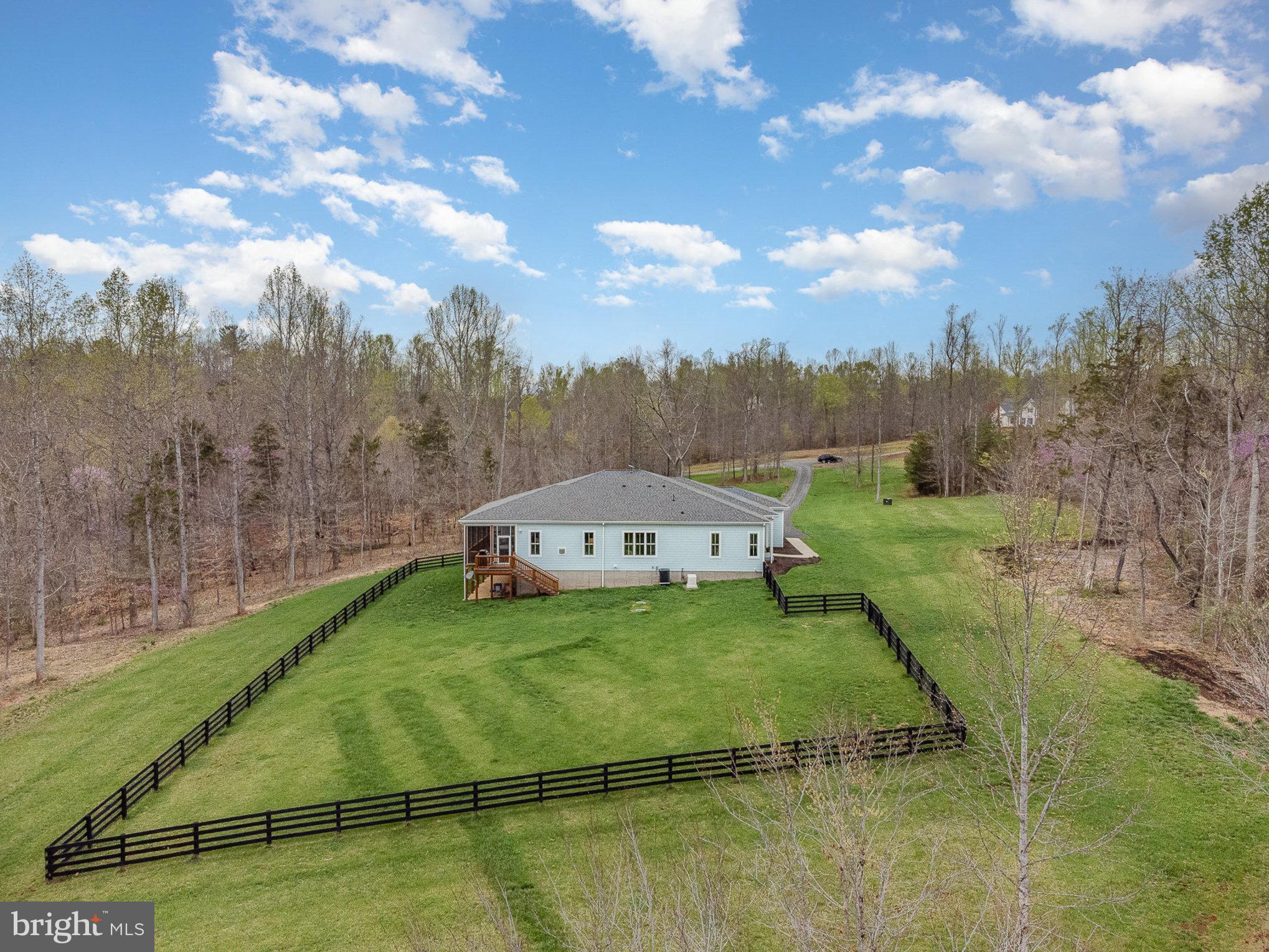 ASHBOURNE FARMS - Residential