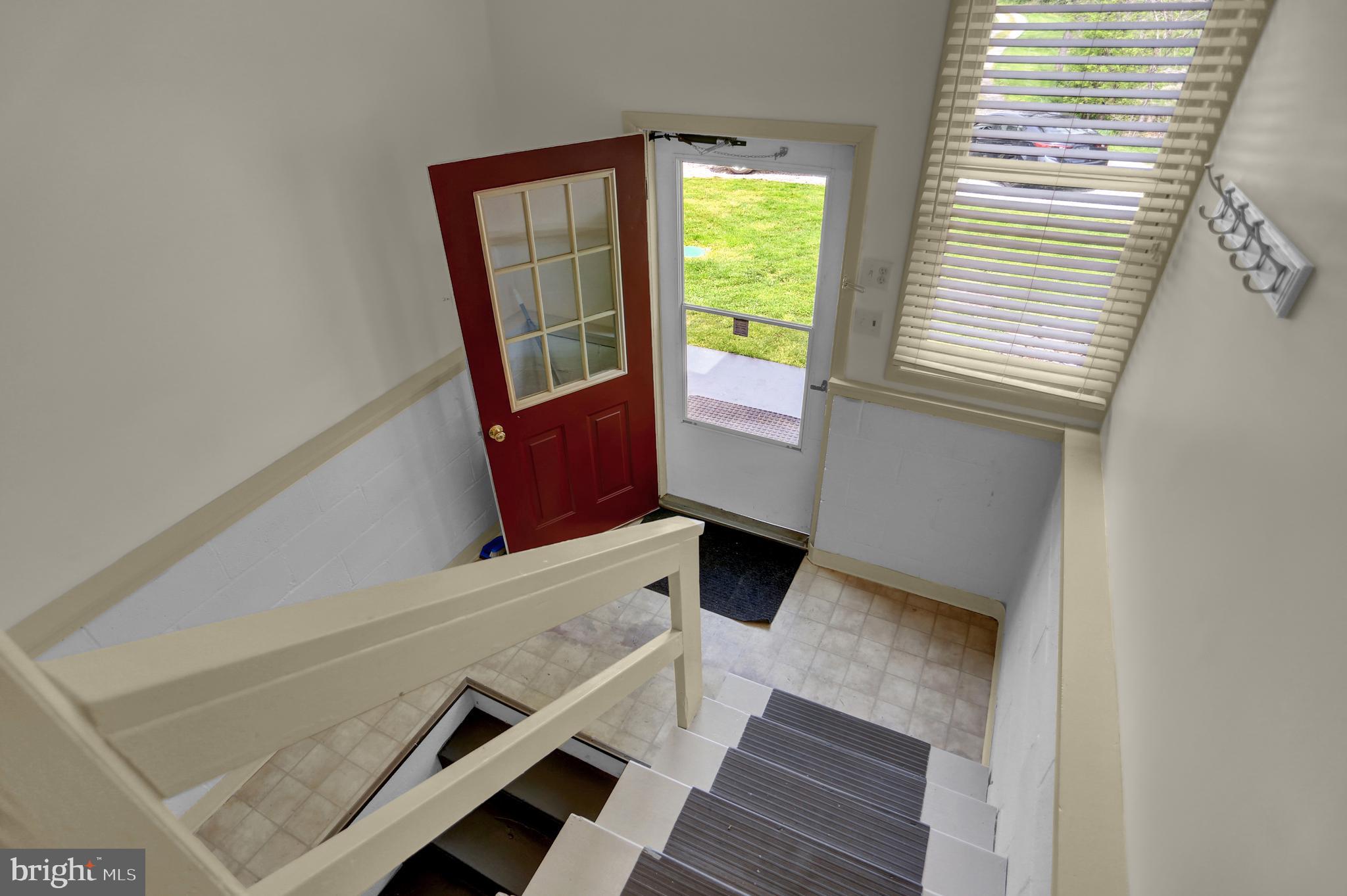 CROWN POINTE VISTAS - Residential