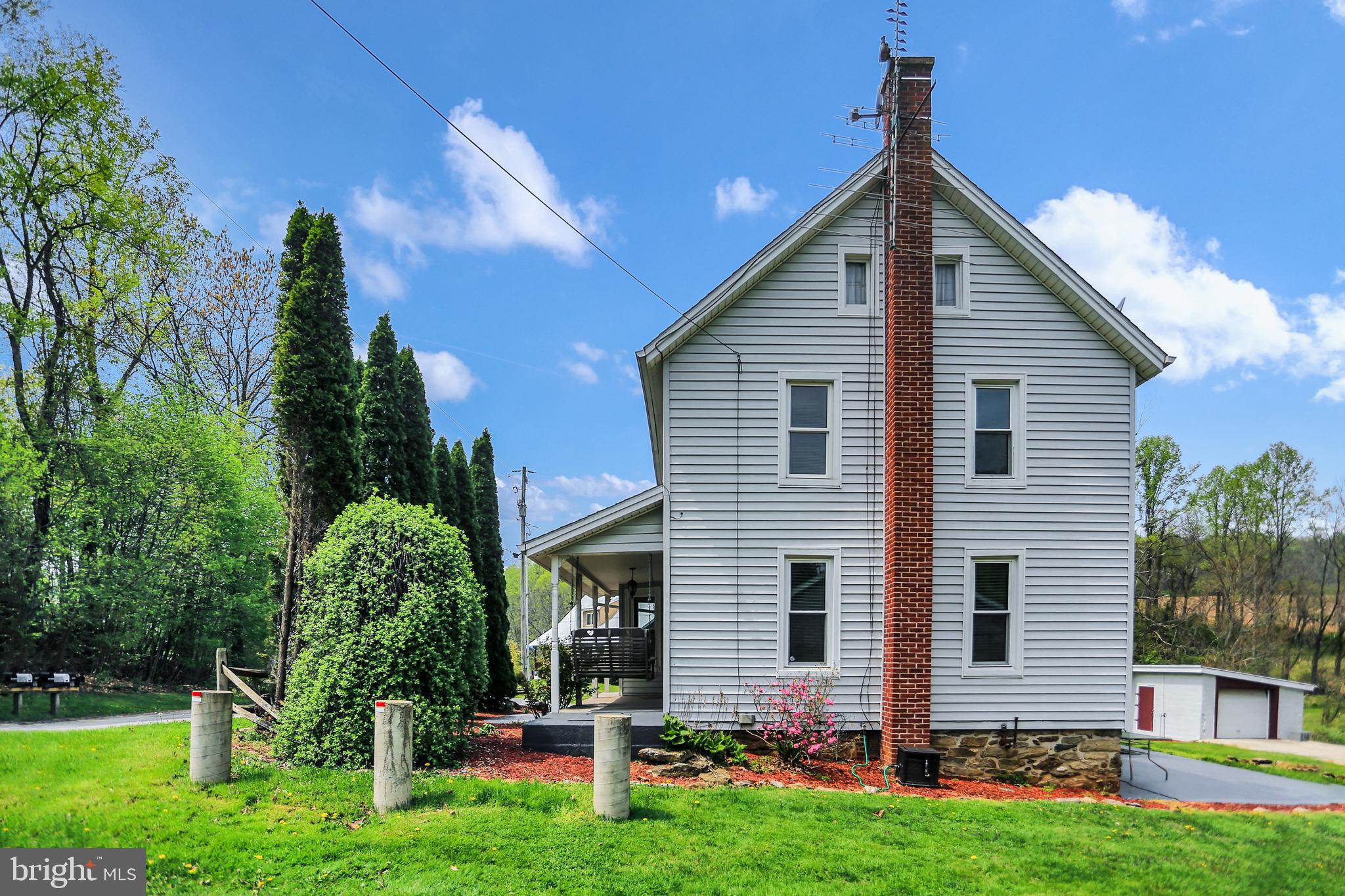 CROWN POINTE VISTAS - Residential